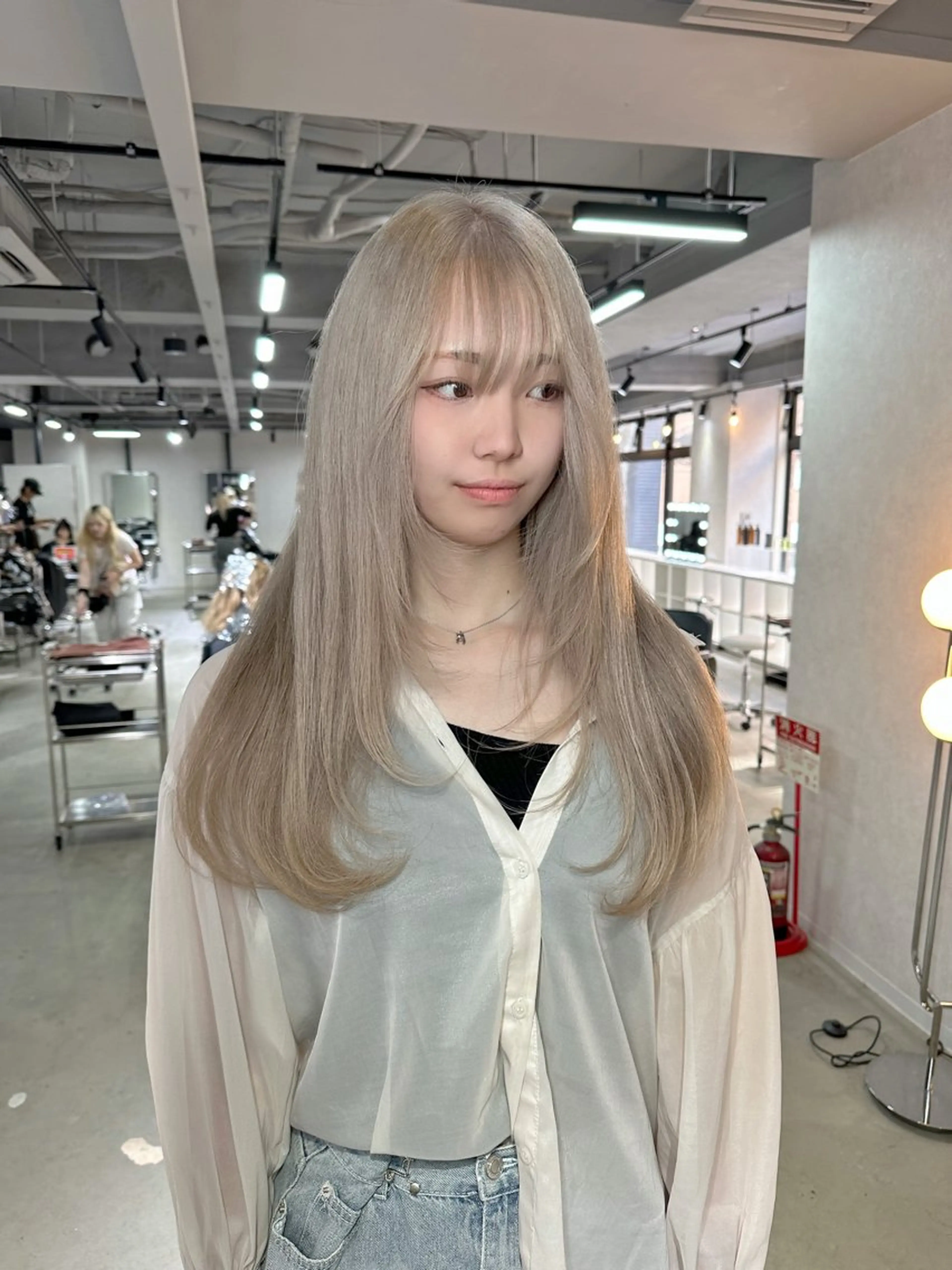 セミロング ケアカラー ボブ 髪質改善 韓国風ヘア レイヤーカット カット トリートメント ダブルカラー/レイヤ ー支持No.1renのヘアスタイル