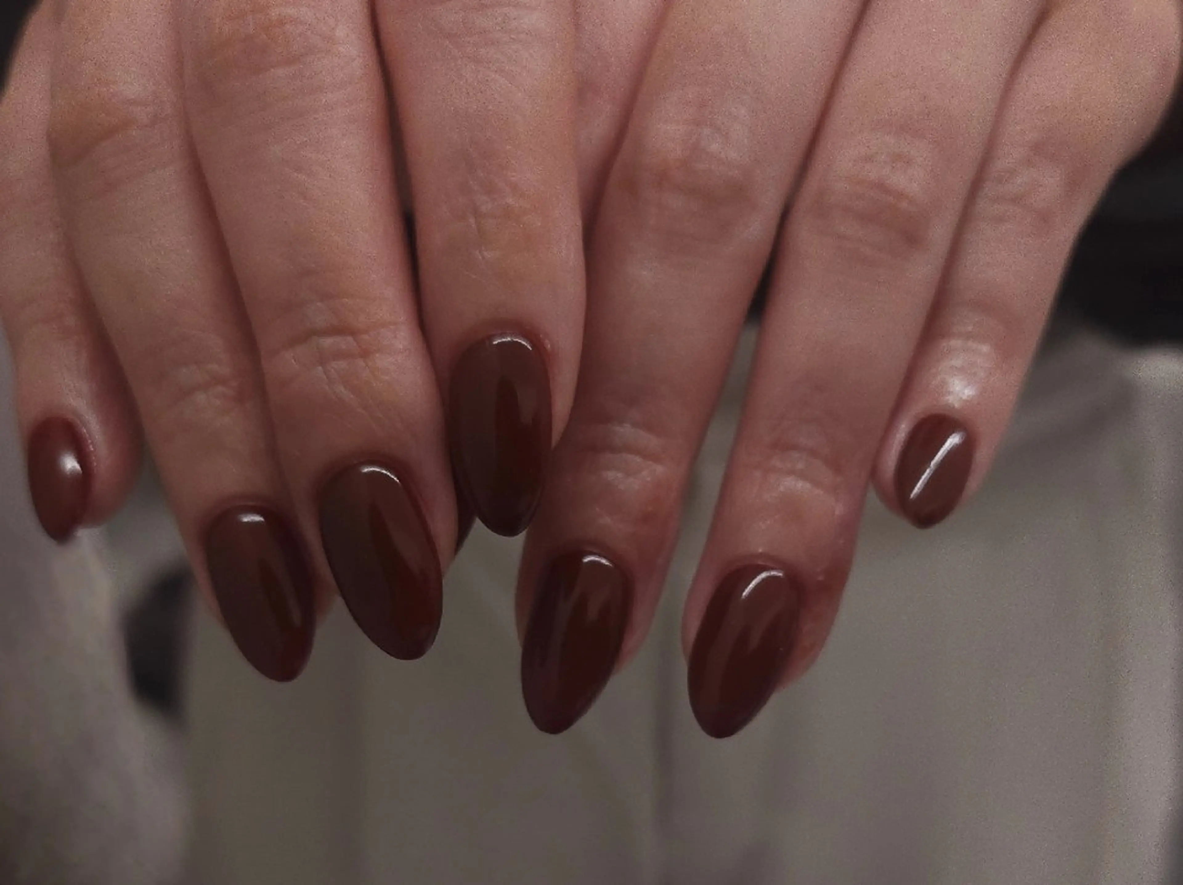 ネイル ボルドー ジェルネイル ワンカラーネイル パラジェル シンプルネイル ハンドネイル puku nail 🌼kazu🌼のネイルデザイン