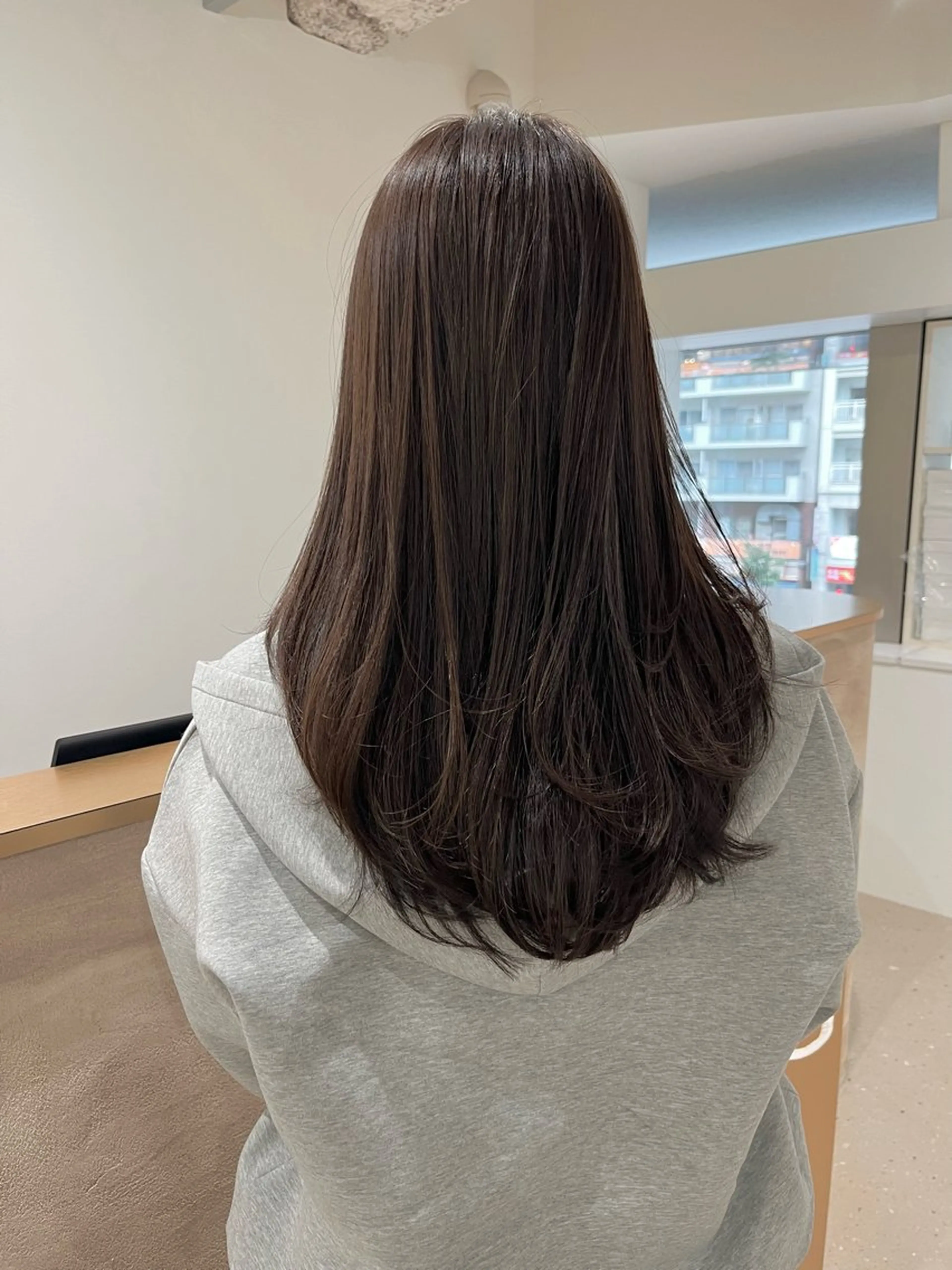 ロング レイヤーカット knowhow所属・箱崎 凪沙のヘアスタイル