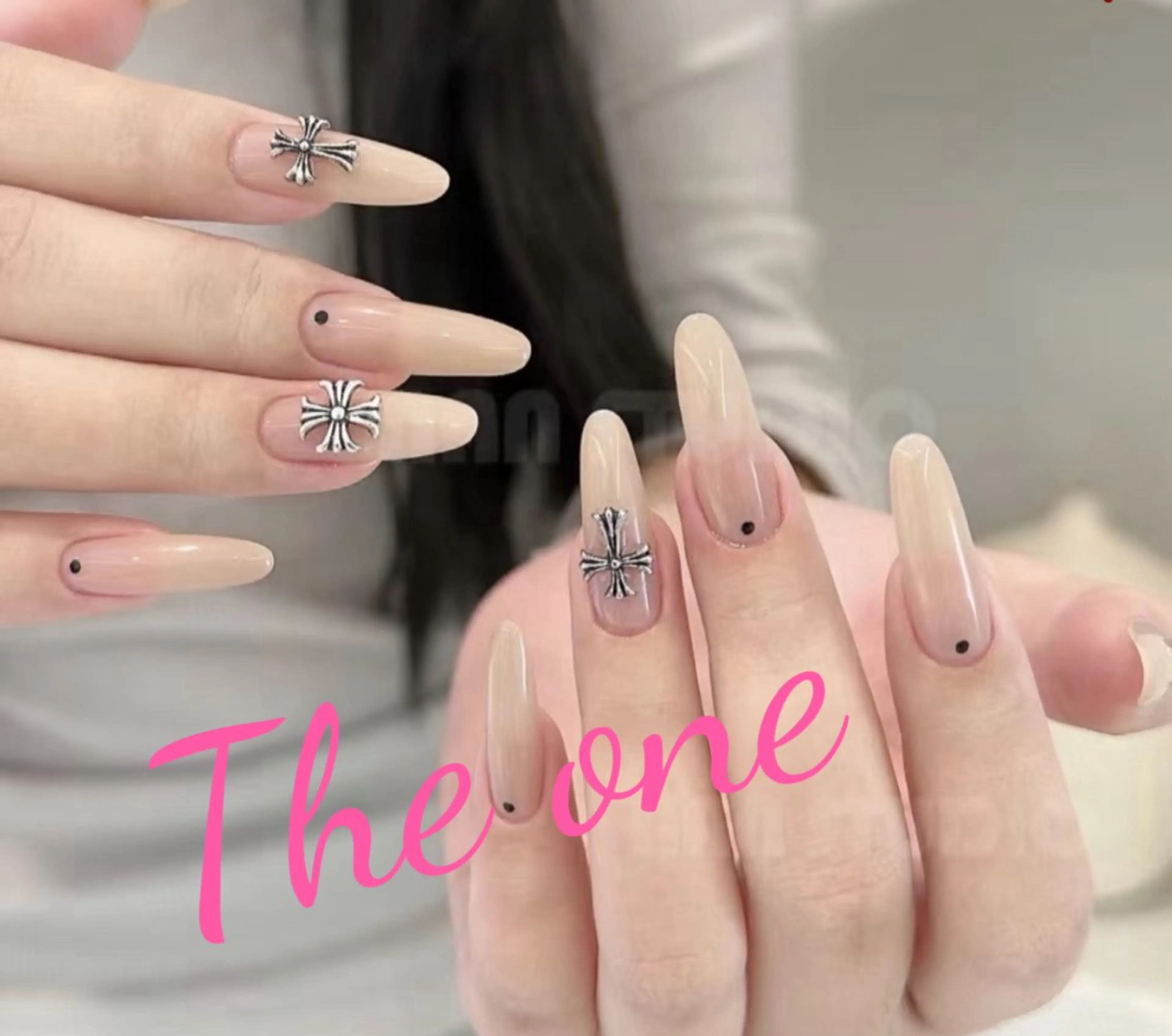 ネイル 内村 ミナのネイルデザイン