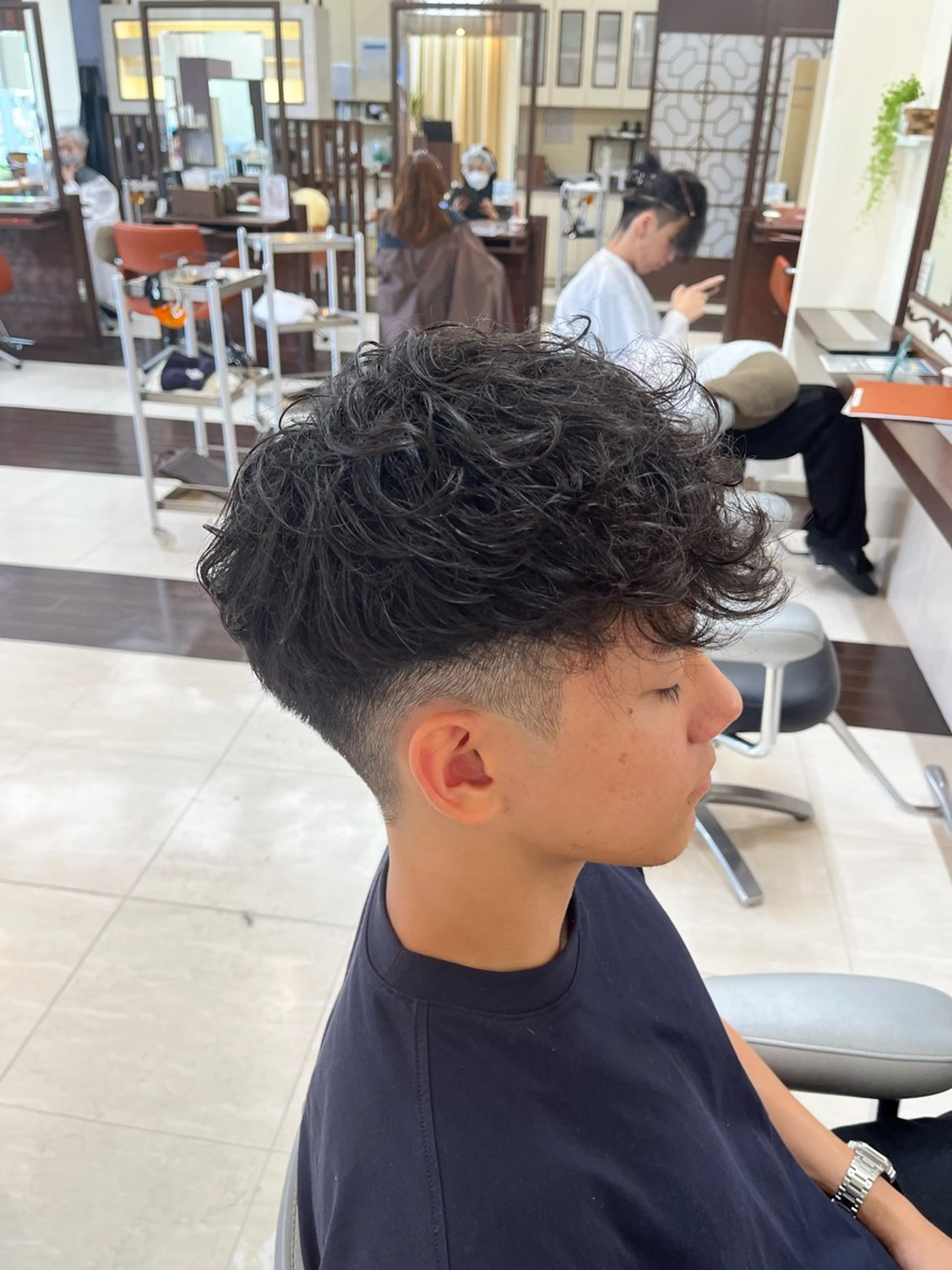 ショート パーマ メンズ スペインカール AROH men's cut&men's perm 船橋店所属・🧊メンズ特化🧊 高木航希のヘアスタイル