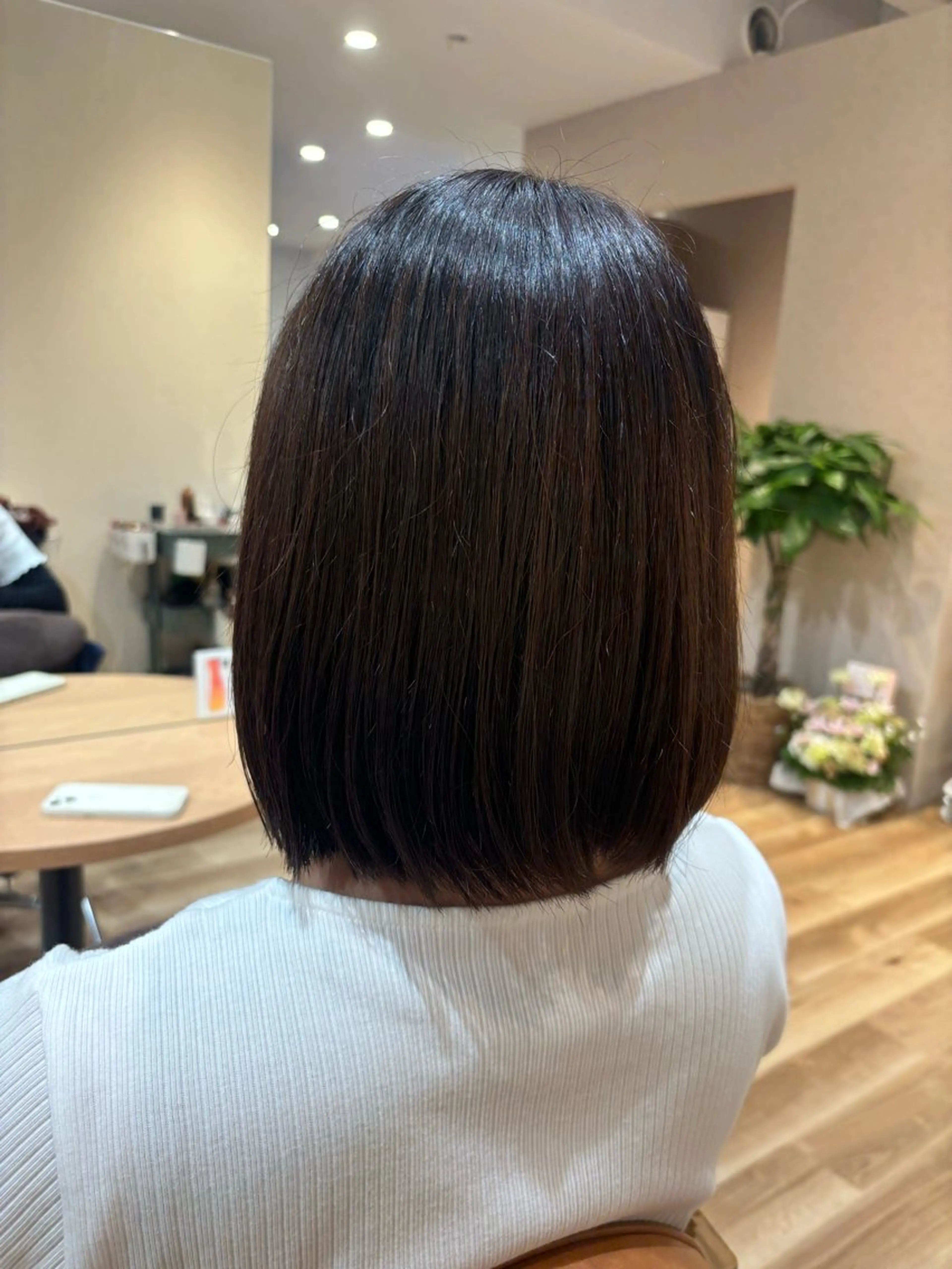 カラー ブラウンカラー ダークブラウン 小林 琉花のヘアスタイル