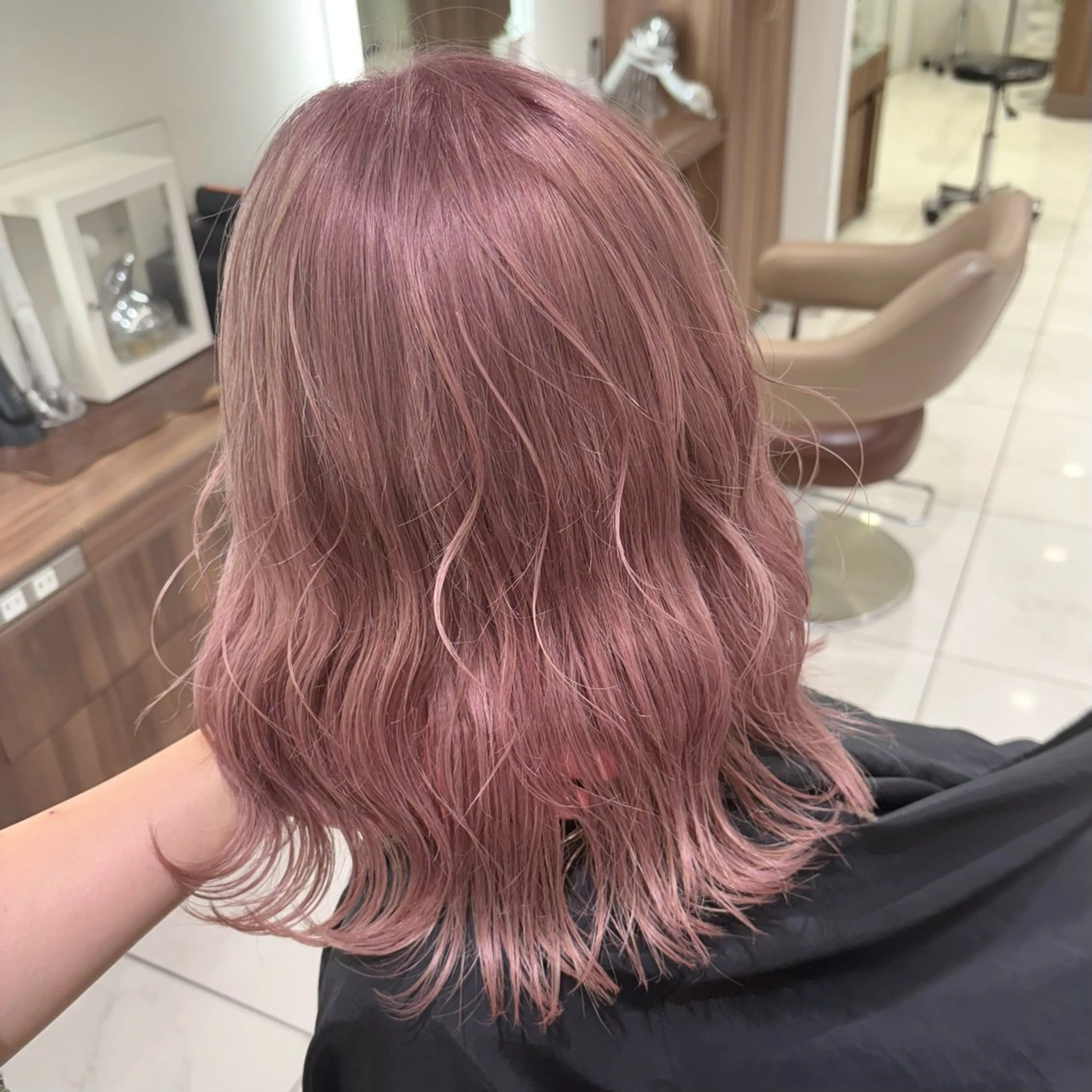 カラー 透明感カラー ヘアカラー 加藤 芽実のヘアスタイル