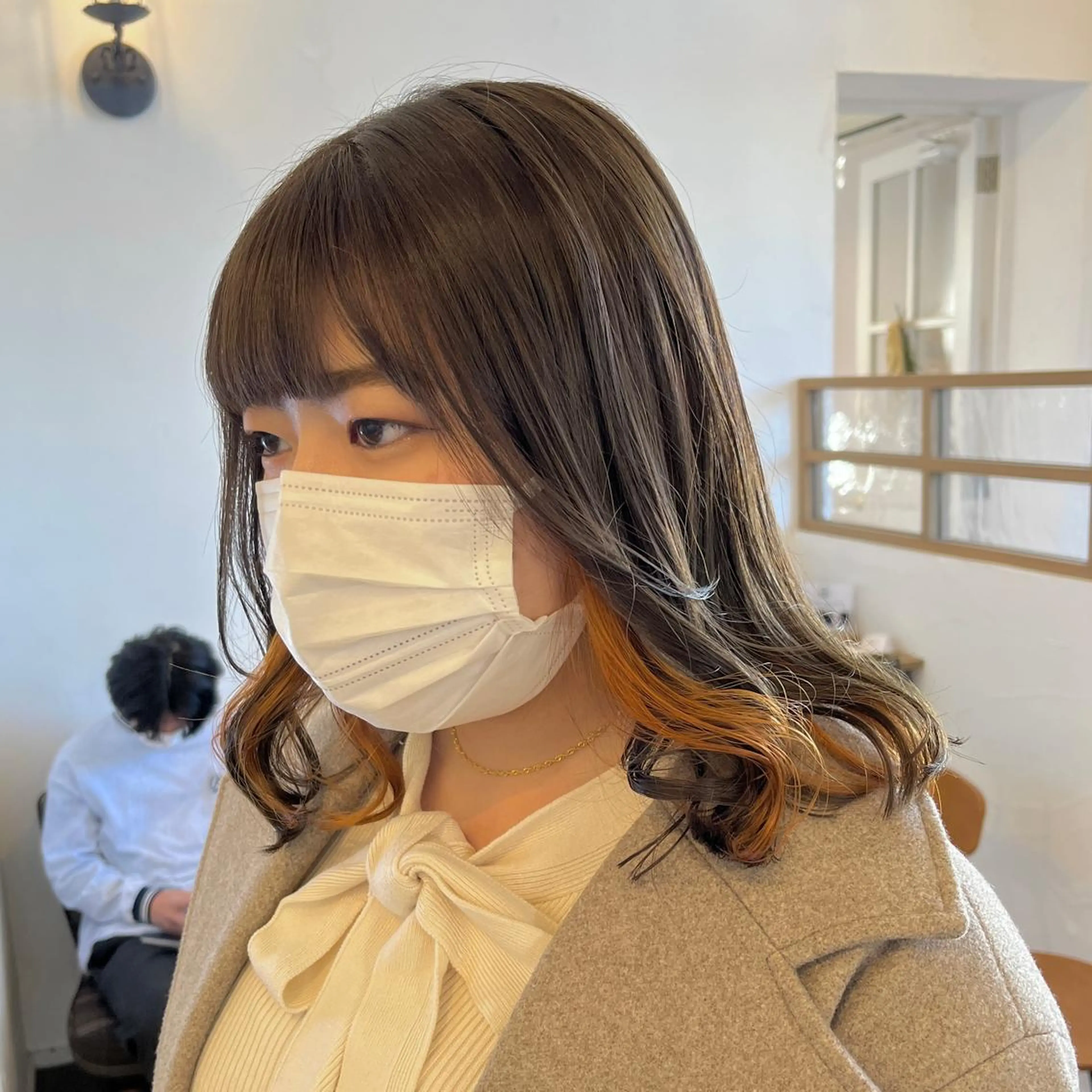 ミディアム カラー ベージュカラー ブリーチ ブリーチなしカラー オレンジ 伊藤ゆかり/髪質改善 /透明感カラーのヘアスタイル