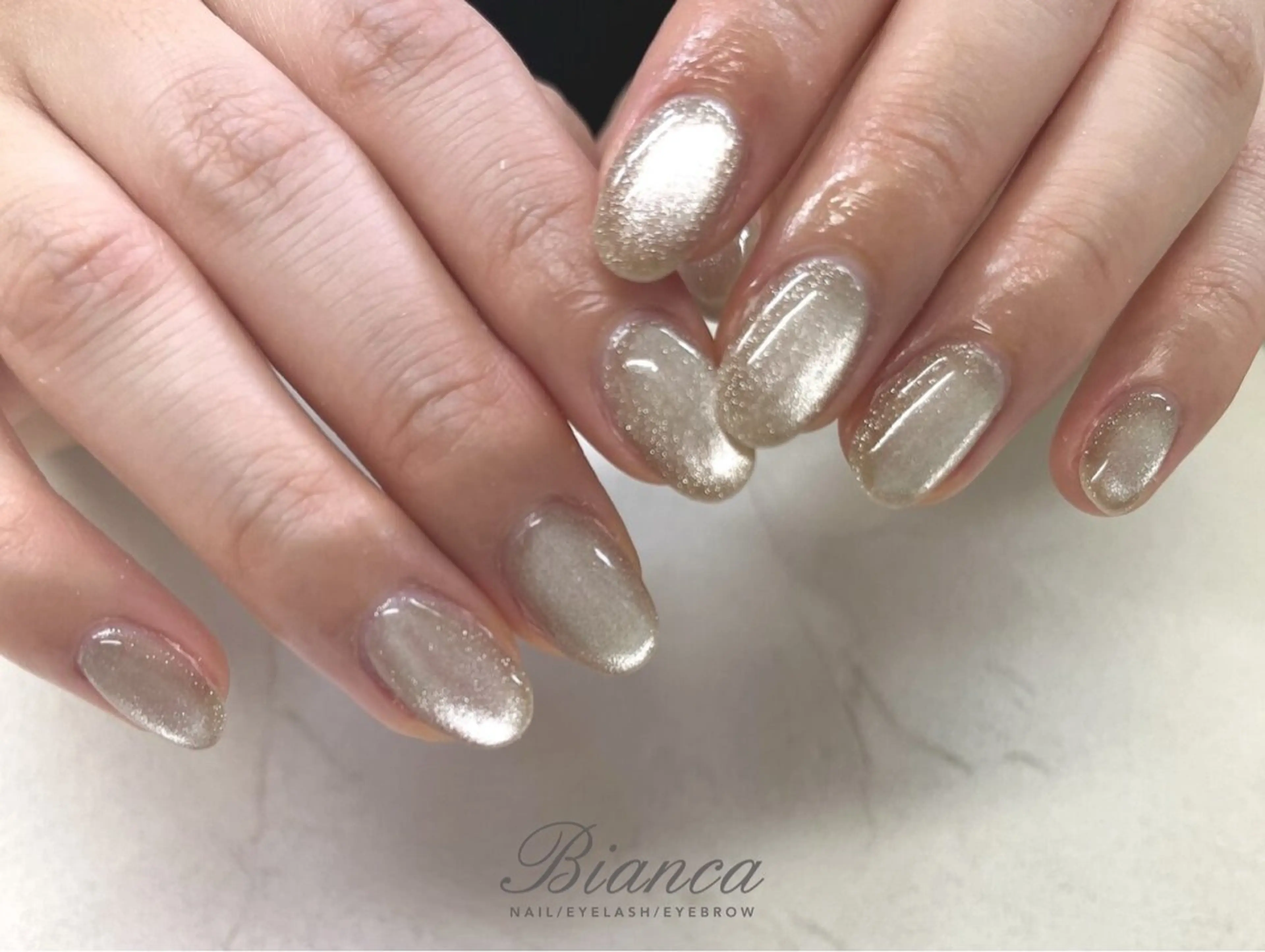 ネイル Bianca 石井🎀のネイルデザイン