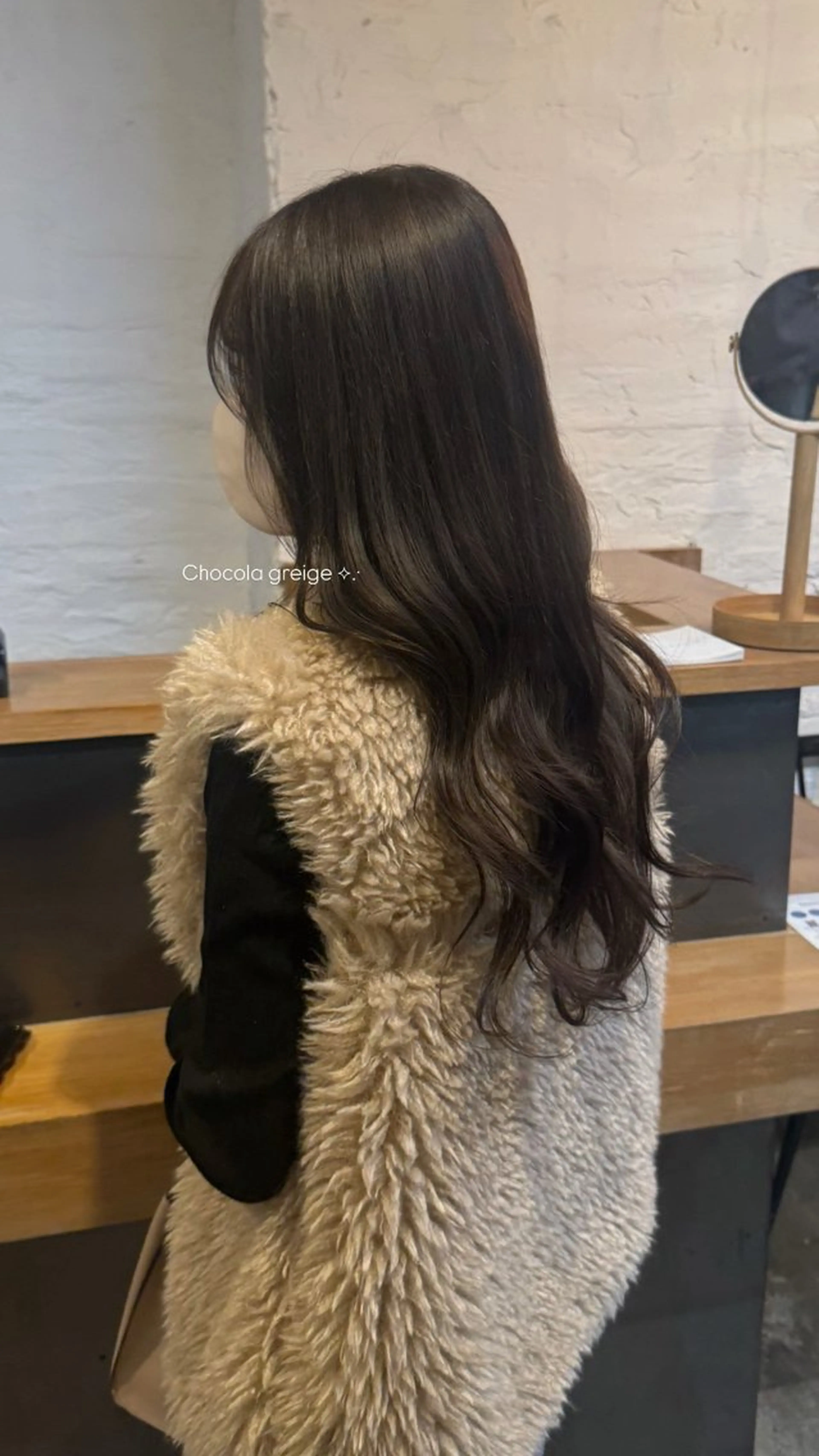 ロング カラー ヘアアレンジ ベージュカラー ブリーチ ヘアカラー ᵐⁱᵏⁱᵏᵒ /暖色･透明感カラーのヘアスタイル