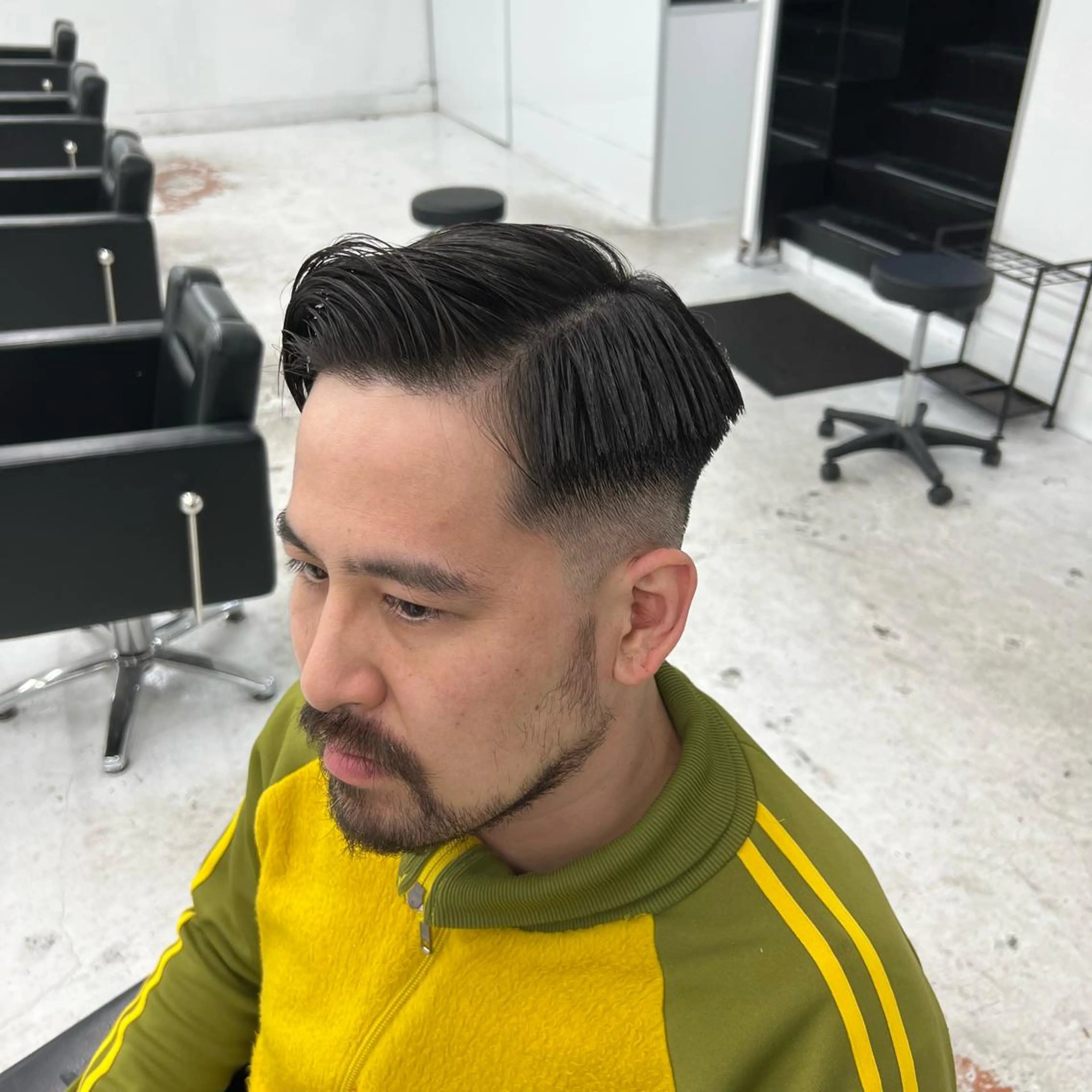 ショート 【メンズ特化】短髪 スパイキーショートのヘアスタイル