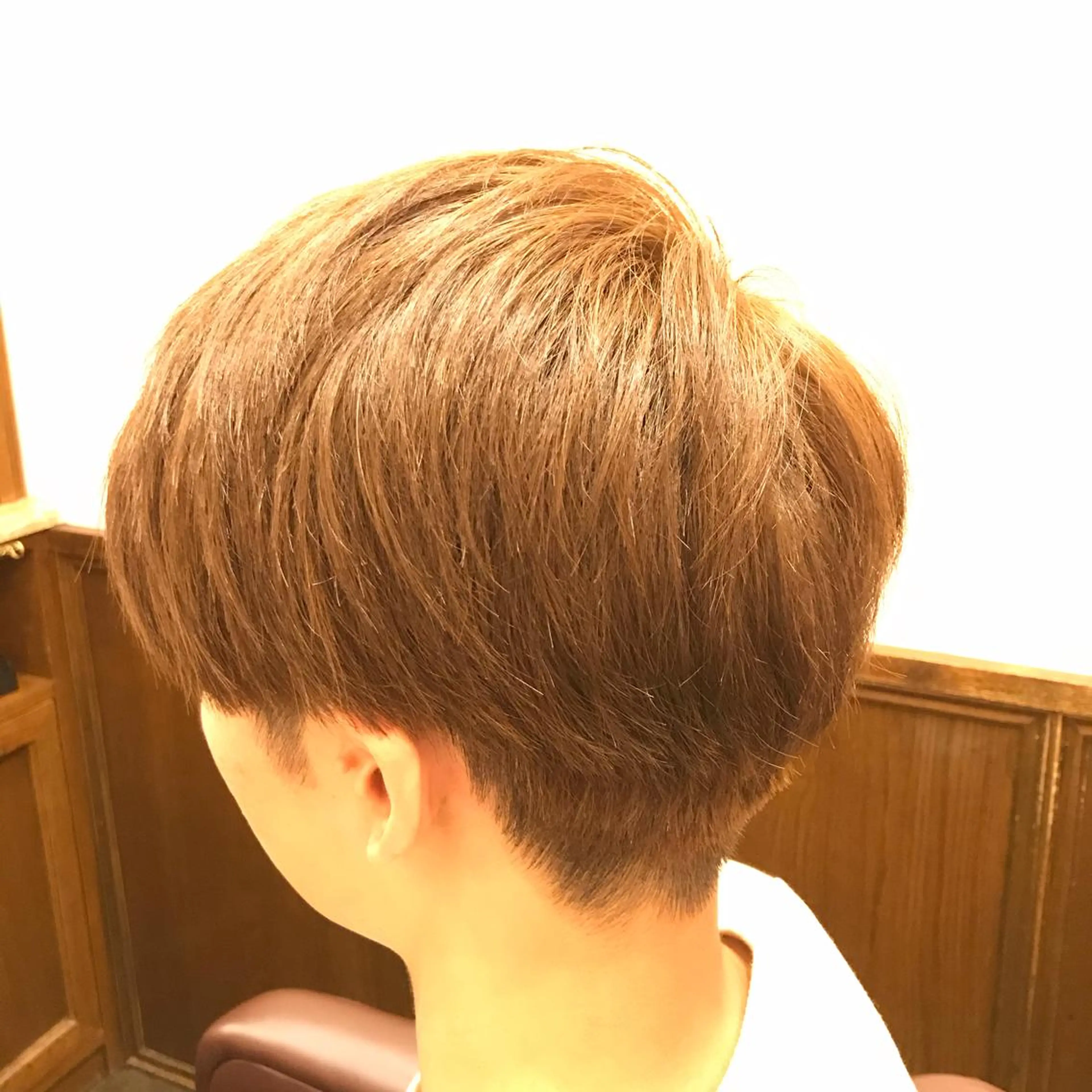 ショート カラー メンズ マッシュ ツーブロック イルミナカラー ヒロ銀座ヘアーサロン所属・山田 祐美のヘアスタイル