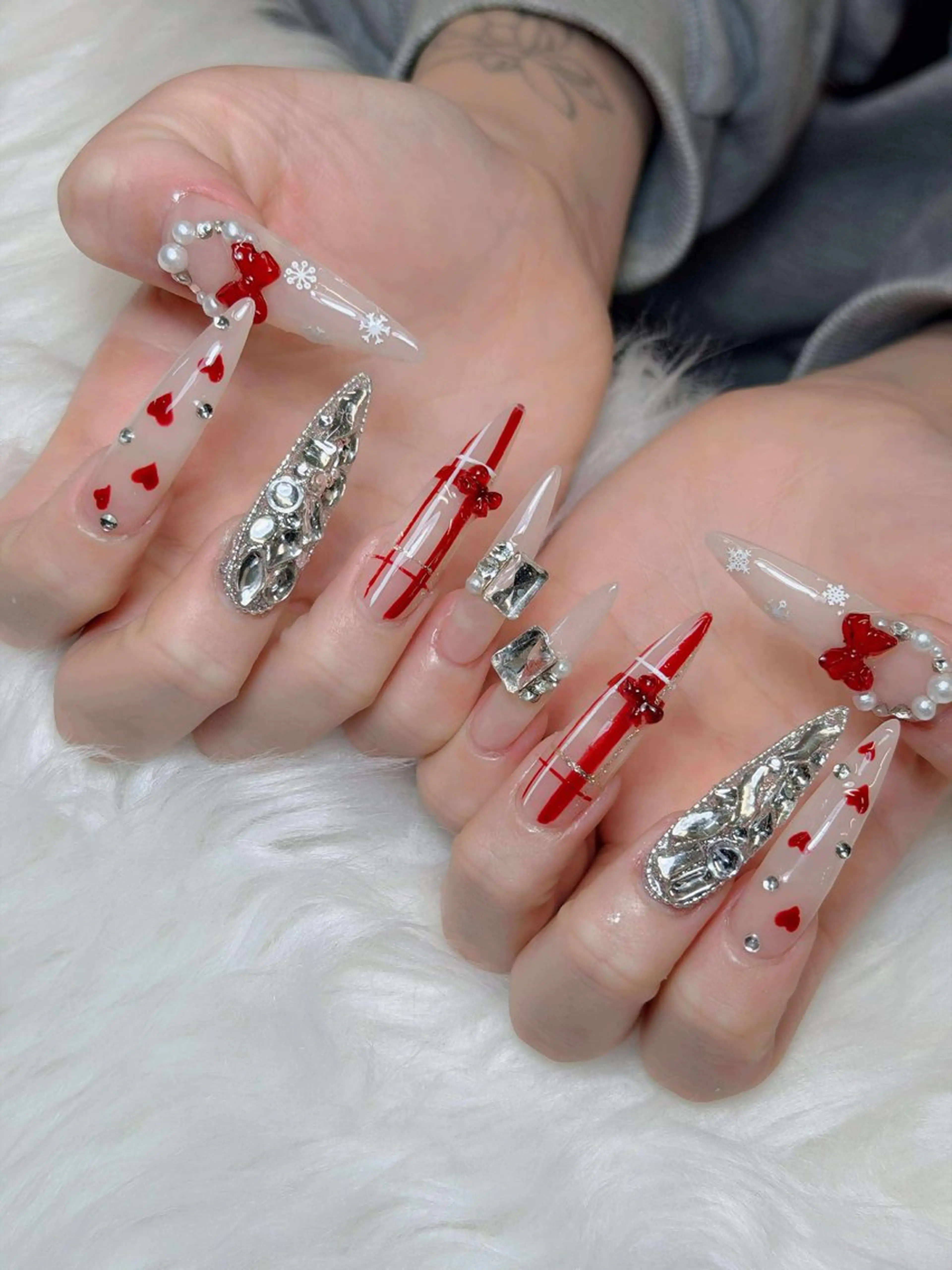 ネイル オーロラネイル チークネイル フットネイル フレンチネイル 韓国ネイル ハンドネイル Lumi Nailのネイルデザイン