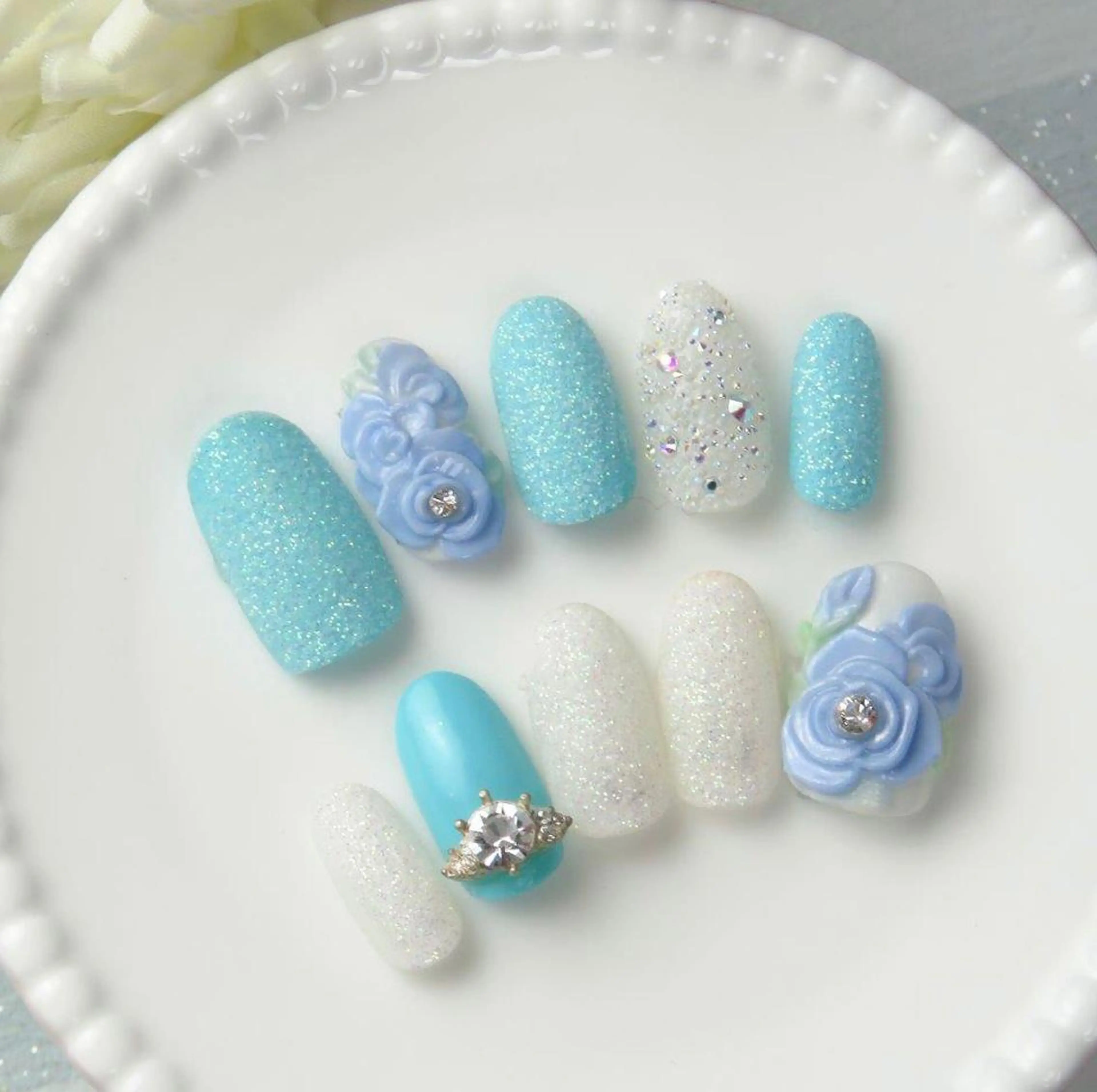 ネイル gloss nail 代々木上原のネイルデザイン