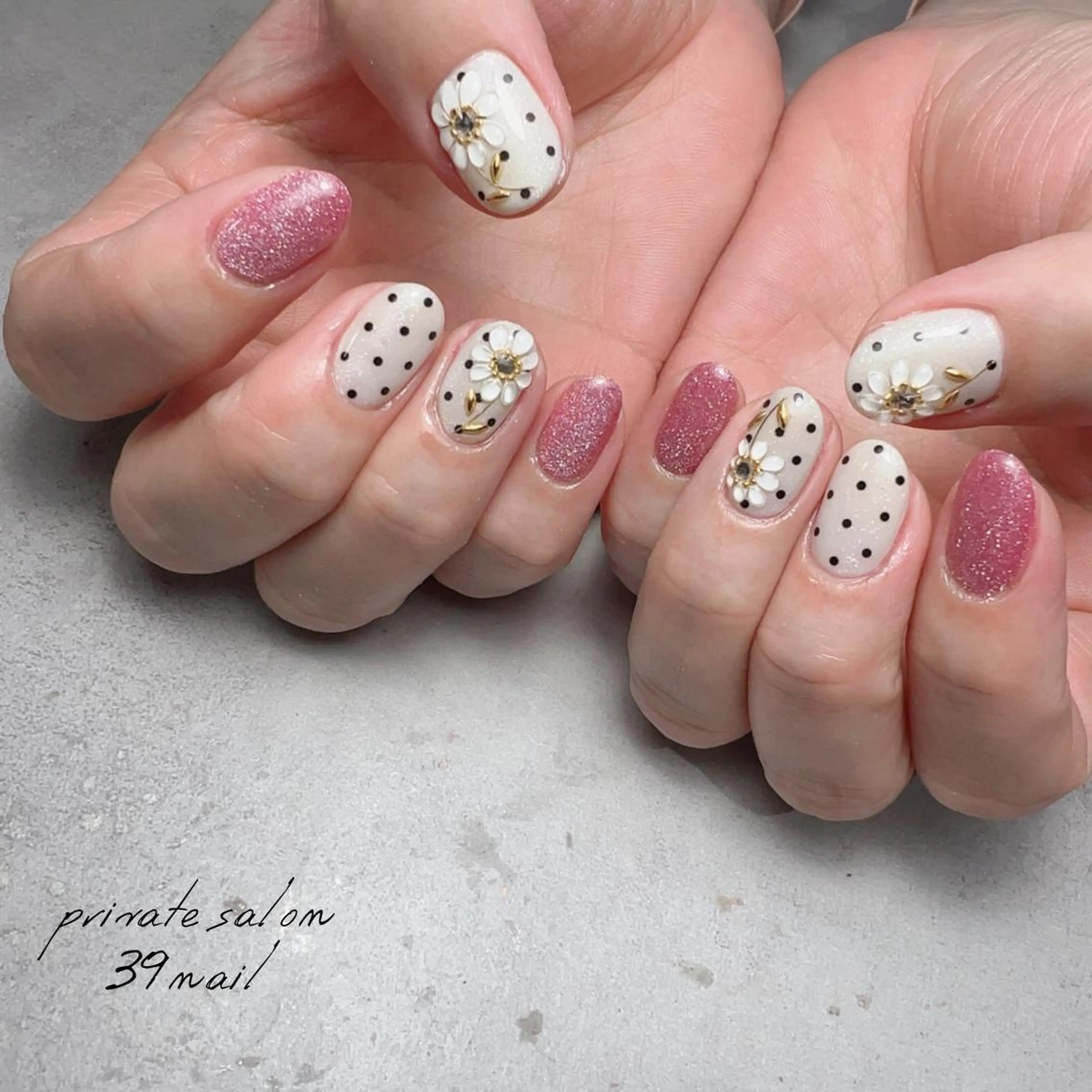 ミディアム ネイル ハンドネイル 京橋 【39nail】のネイルデザイン