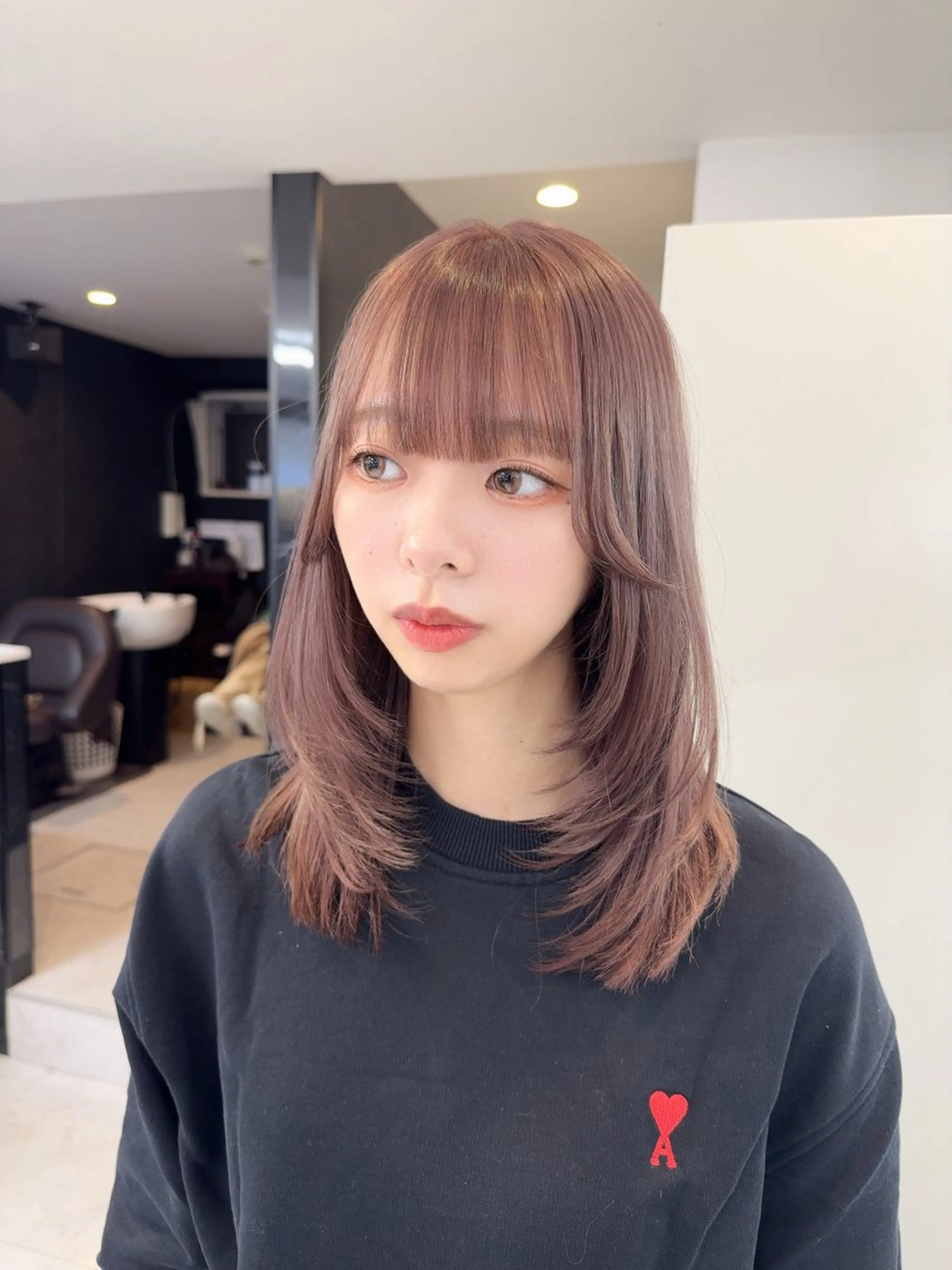 ミディアム カット ヘアカラー トリートメント 🦋韓国ヘア 坂本 菜摘🦋のヘアスタイル