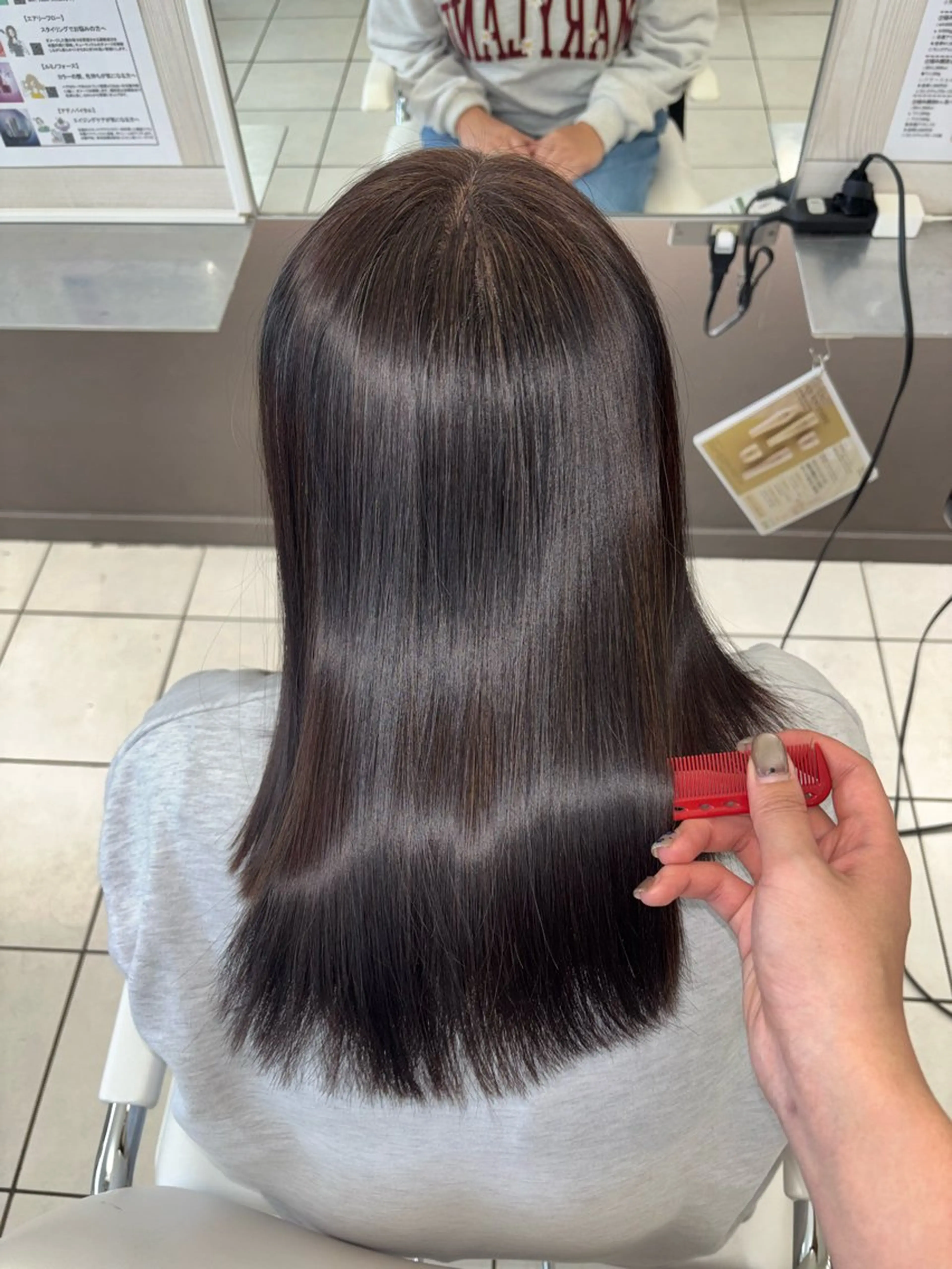 縮毛矯正 艶髪カラー💕吉田 早弥のヘアスタイル