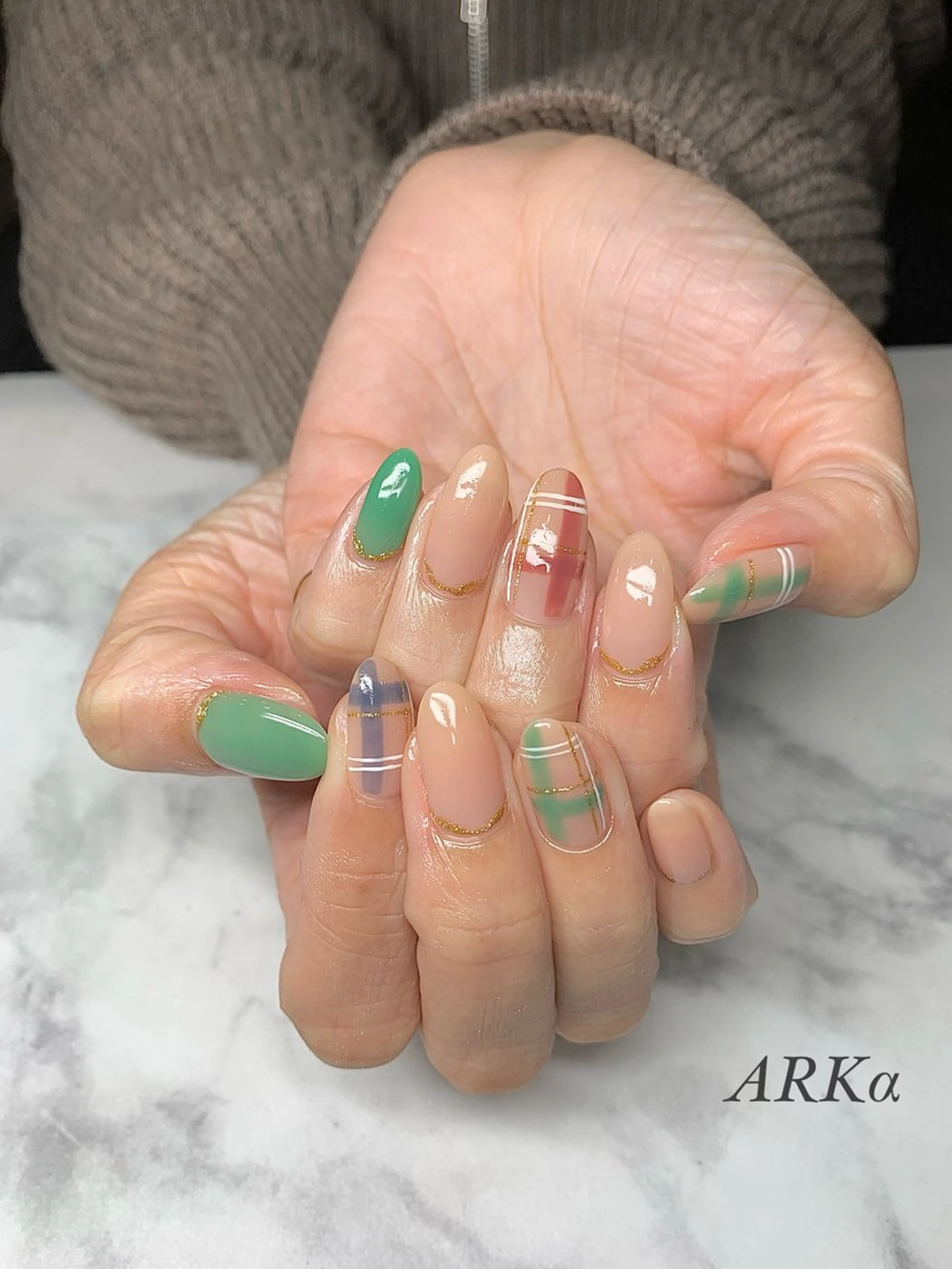ネイル ハンドネイル ARKα SHIORIのネイルデザイン