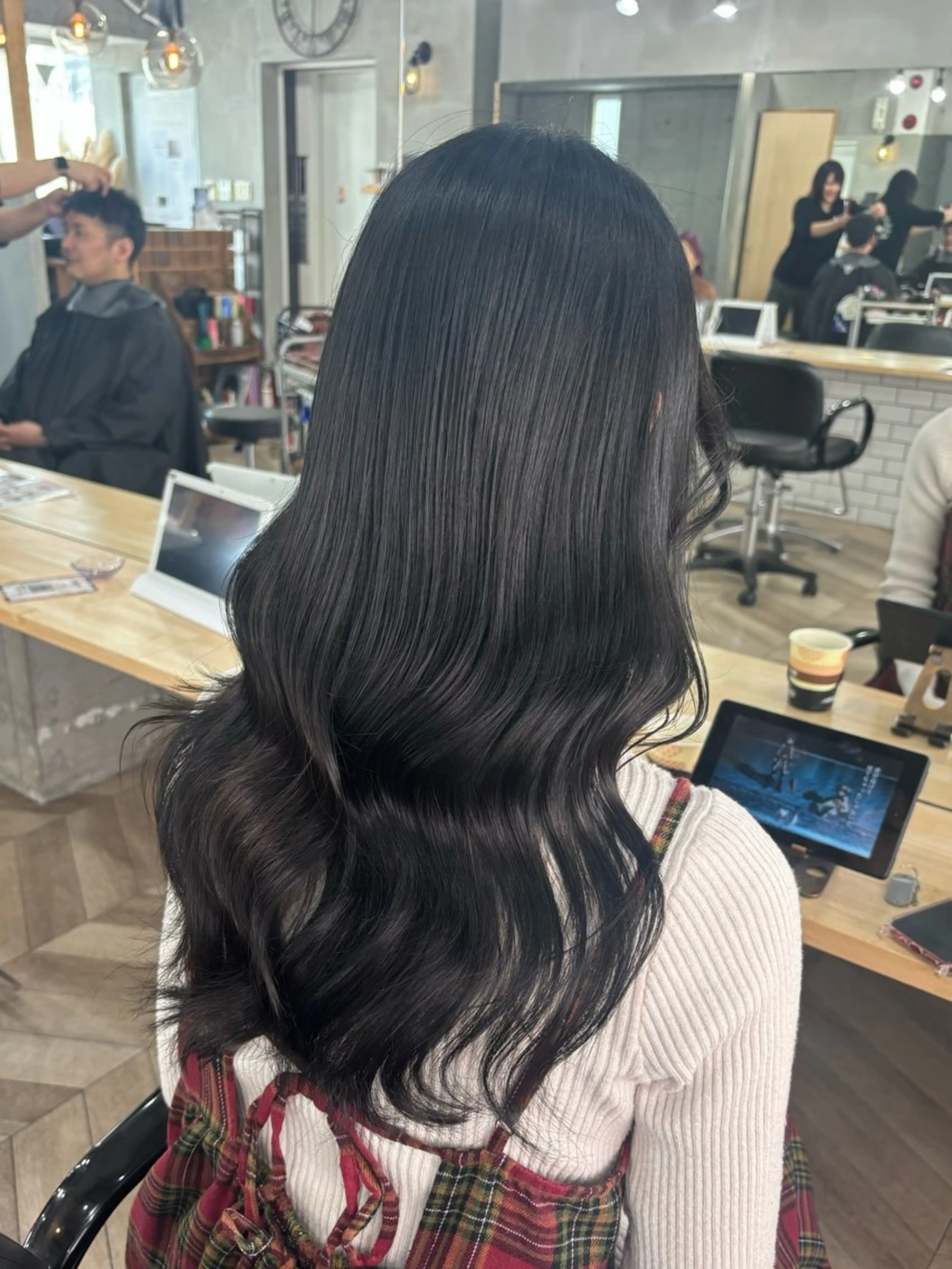 カラー angelica難波 Hinaのヘアスタイル