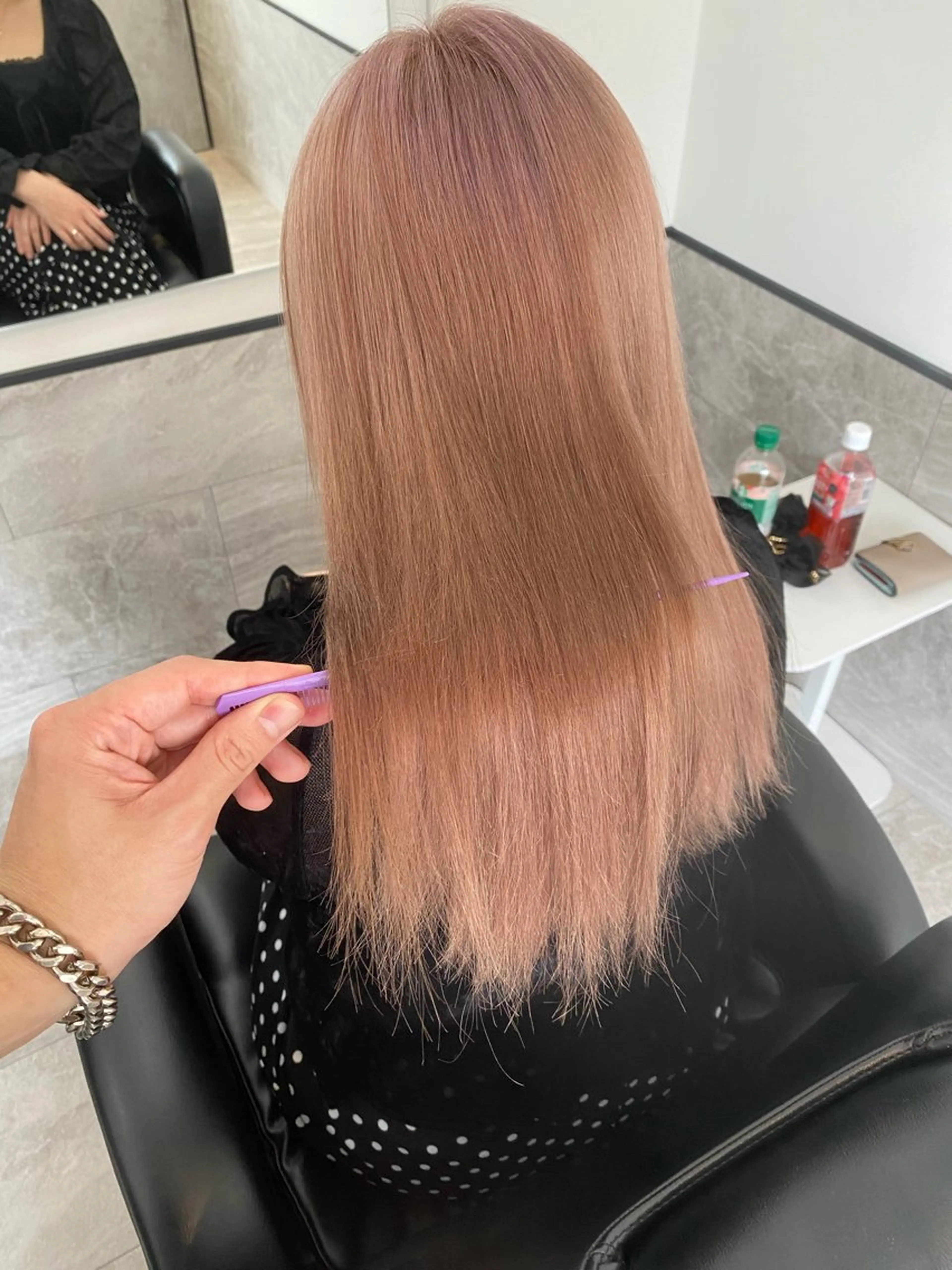 ロング カラー ヘアアレンジ ベージュカラー ピンクカラー ピンクベージュ 田中 昴輝のヘアスタイル