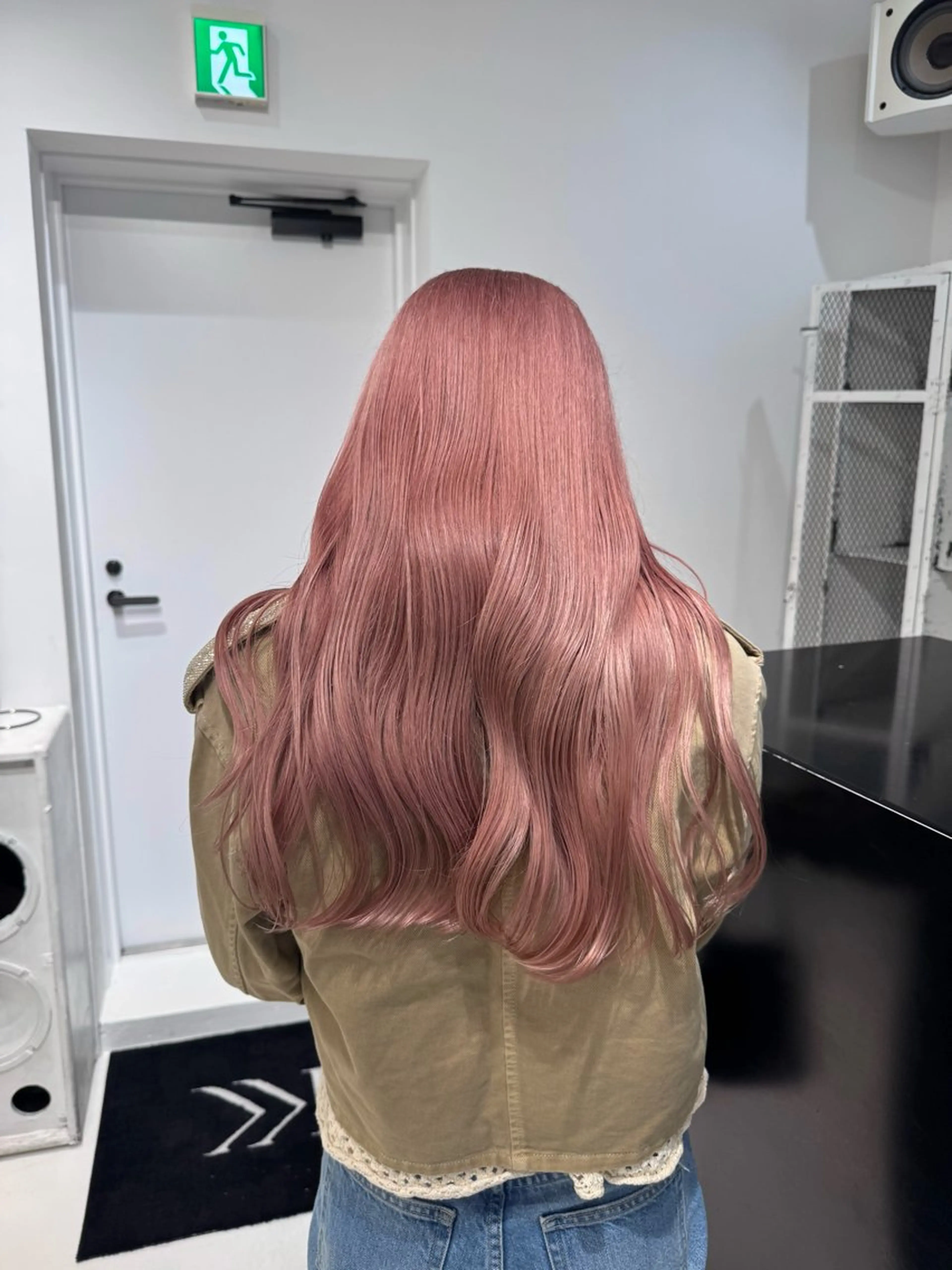 ロング カラー ヘアアレンジ ベージュカラー ブリーチ ピンクカラー ピンクベージュ 💗艶髪ハイトー ンAYAKA💗のヘアスタイル