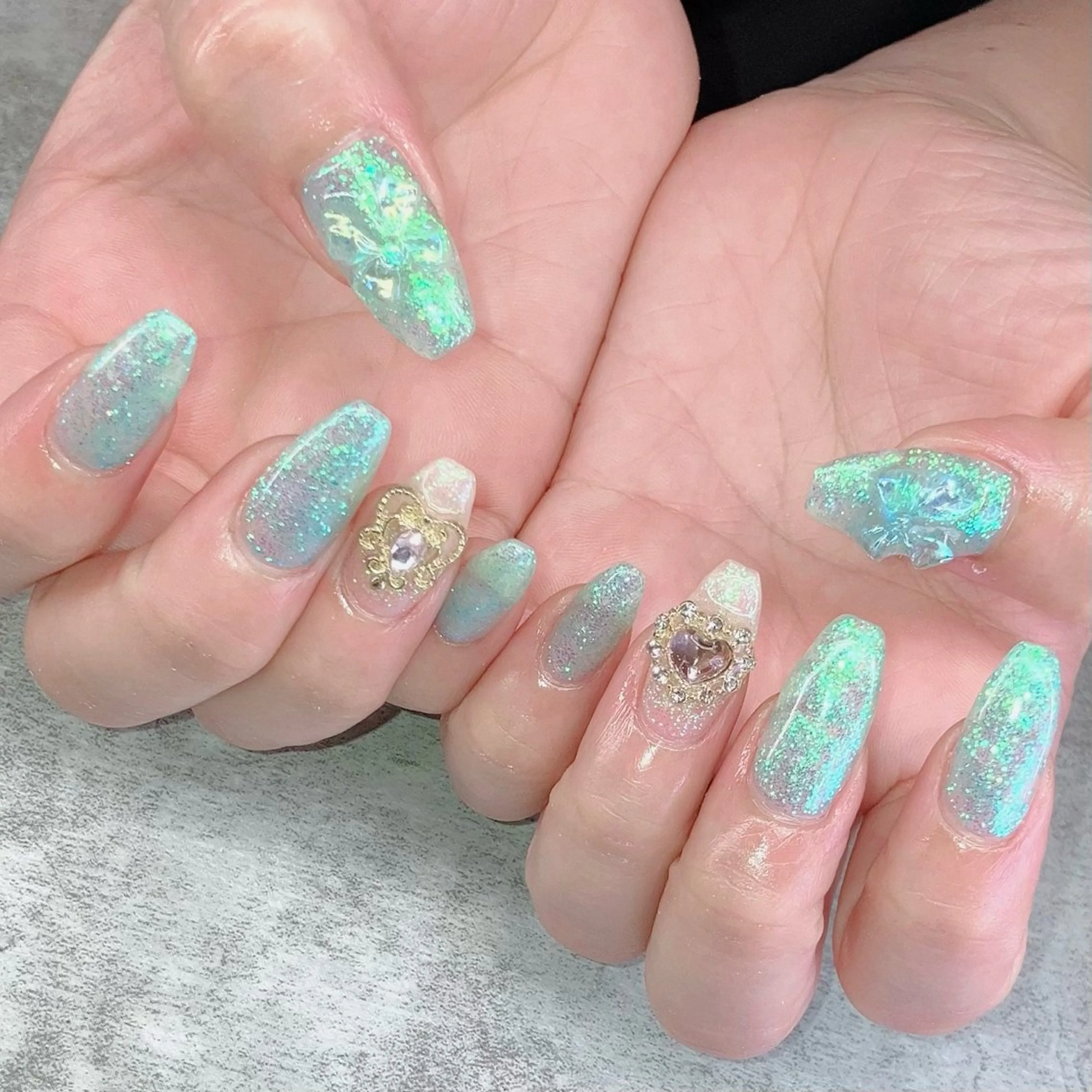 ネイル ハンドネイル ハンドケア haleyume所属・shino🌟 痛ネイルのネイルデザイン