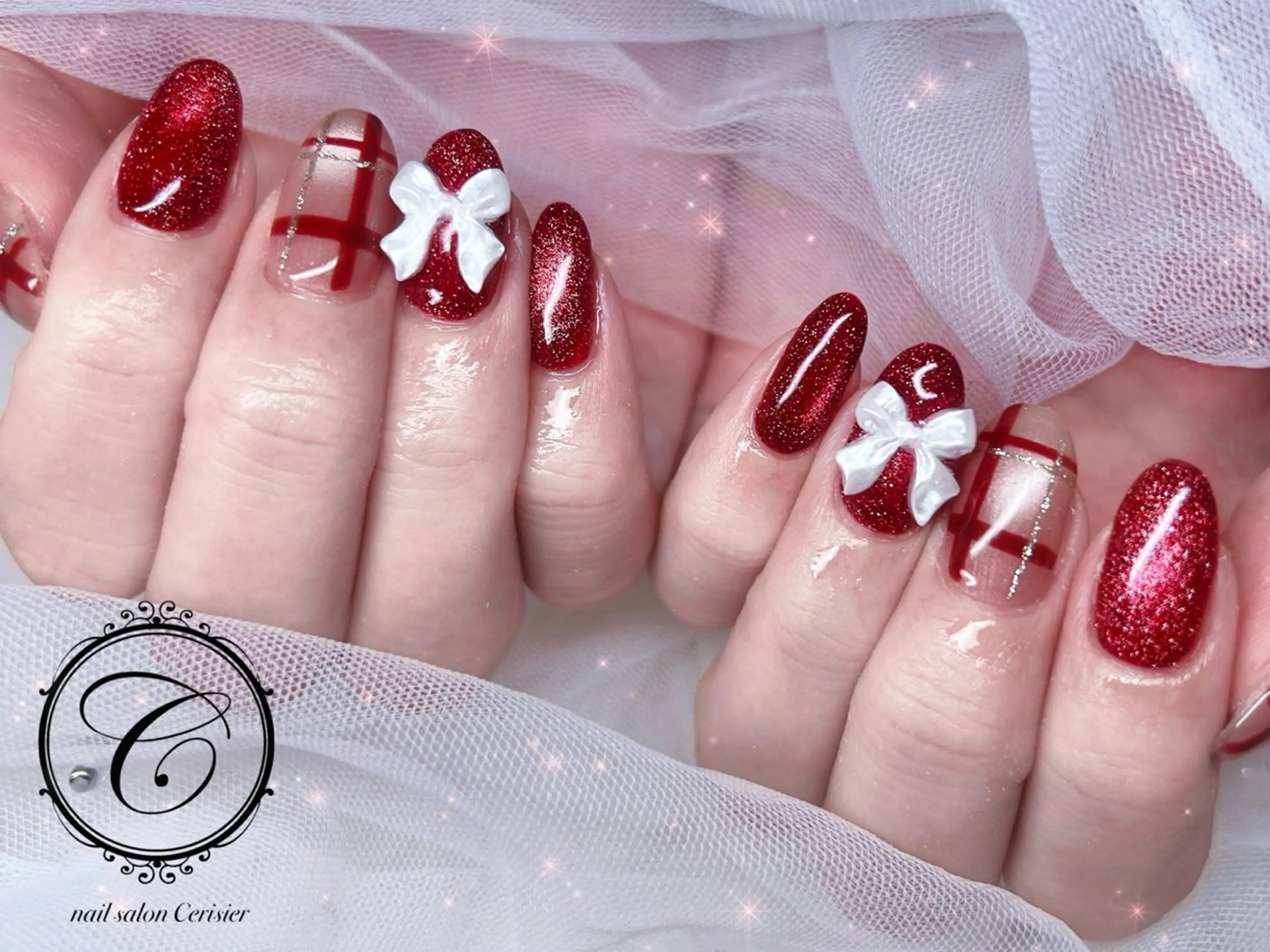 ネイル ジェルネイル マグネットネイル パラジェル 赤色 リボン ハンドネイル cerisier セリシールのネイルデザイン