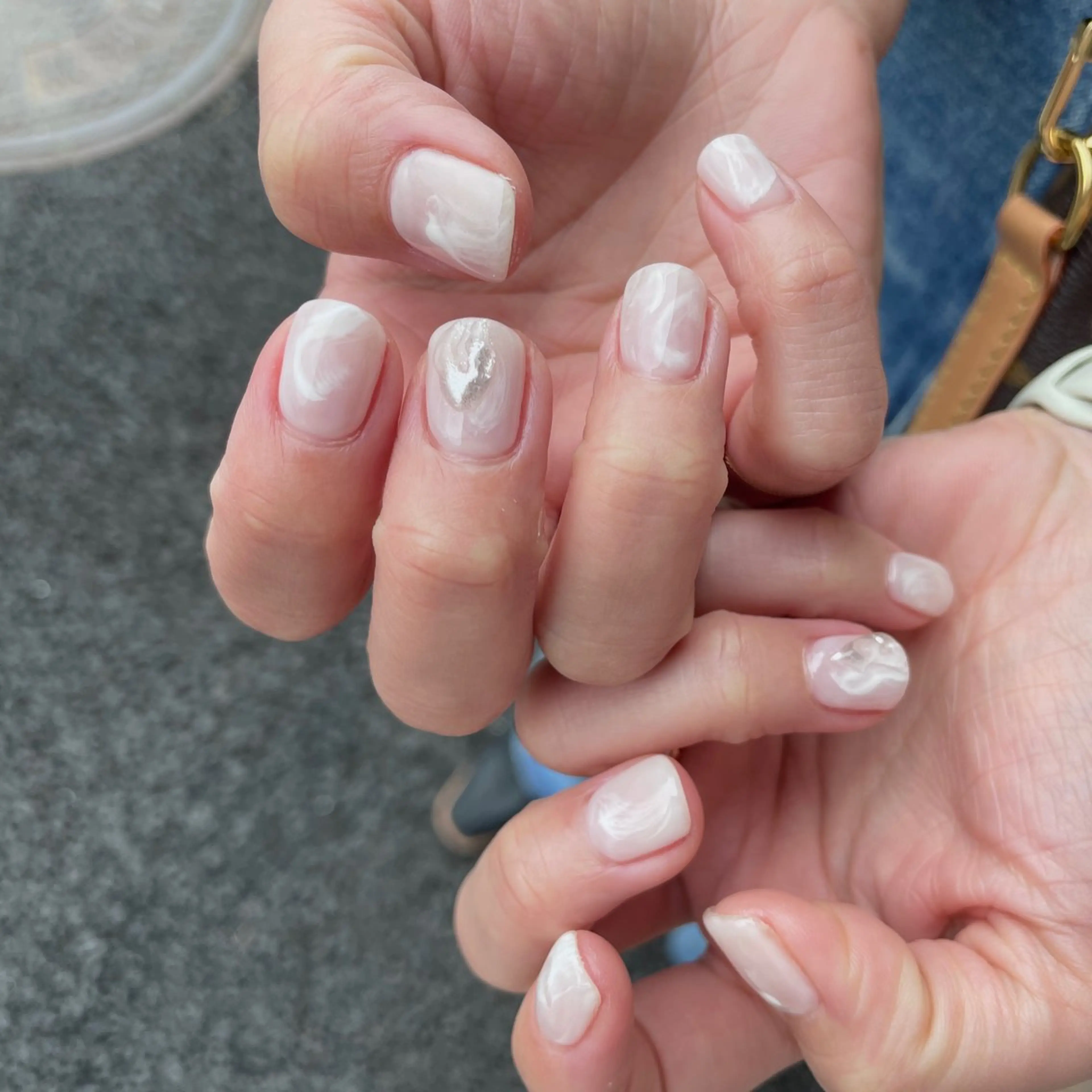 ネイル 大理石ネイル(マーブル) ミラーネイル ニュアンスネイル オフィスネイル ショートネイル ハンドネイル acs.n所属・ネイル,耳つぼ 風間すみれのその他イメージ