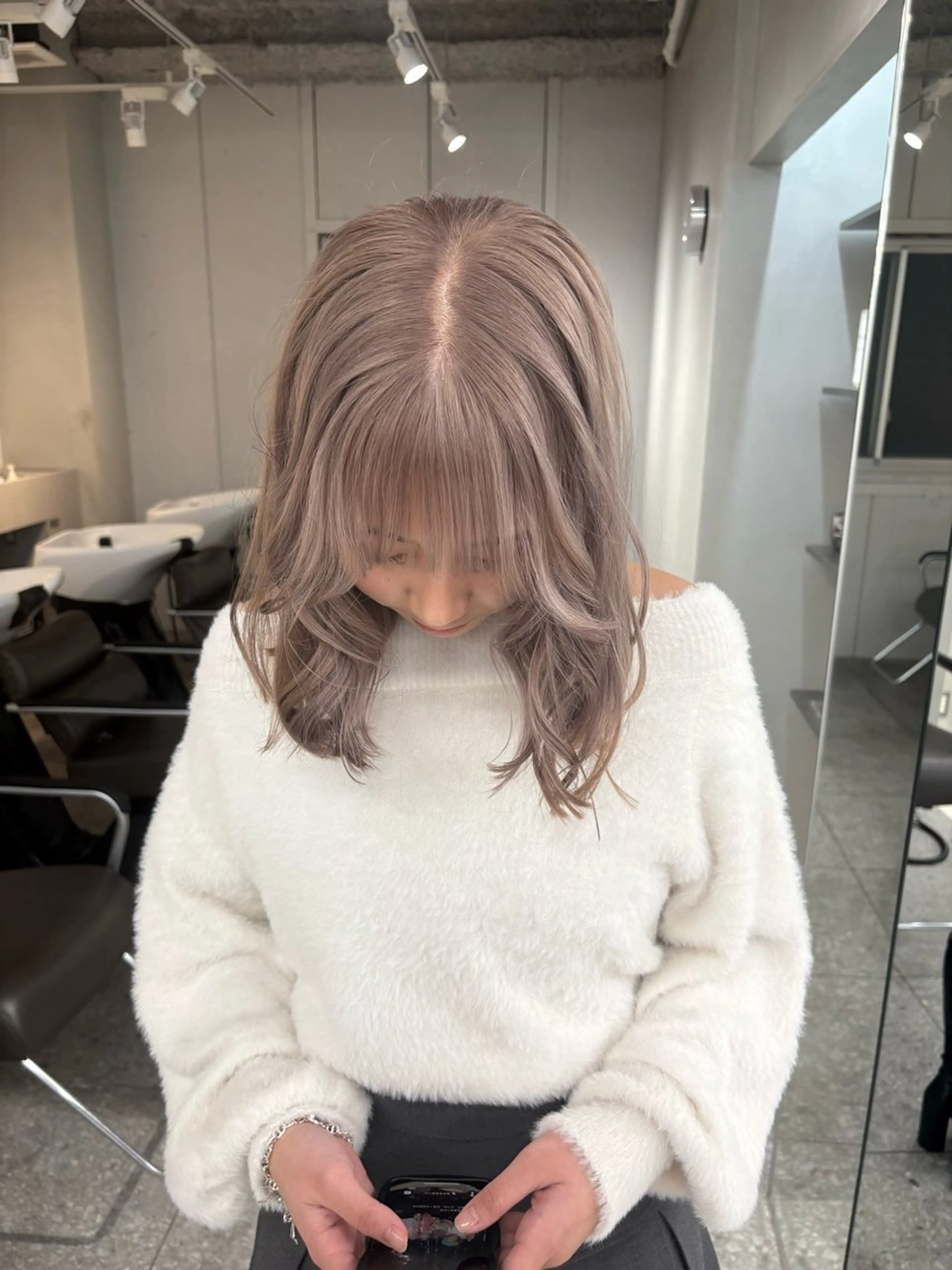 ミディアム ヘアカラー トリートメント Fev YUZUのヘアスタイル