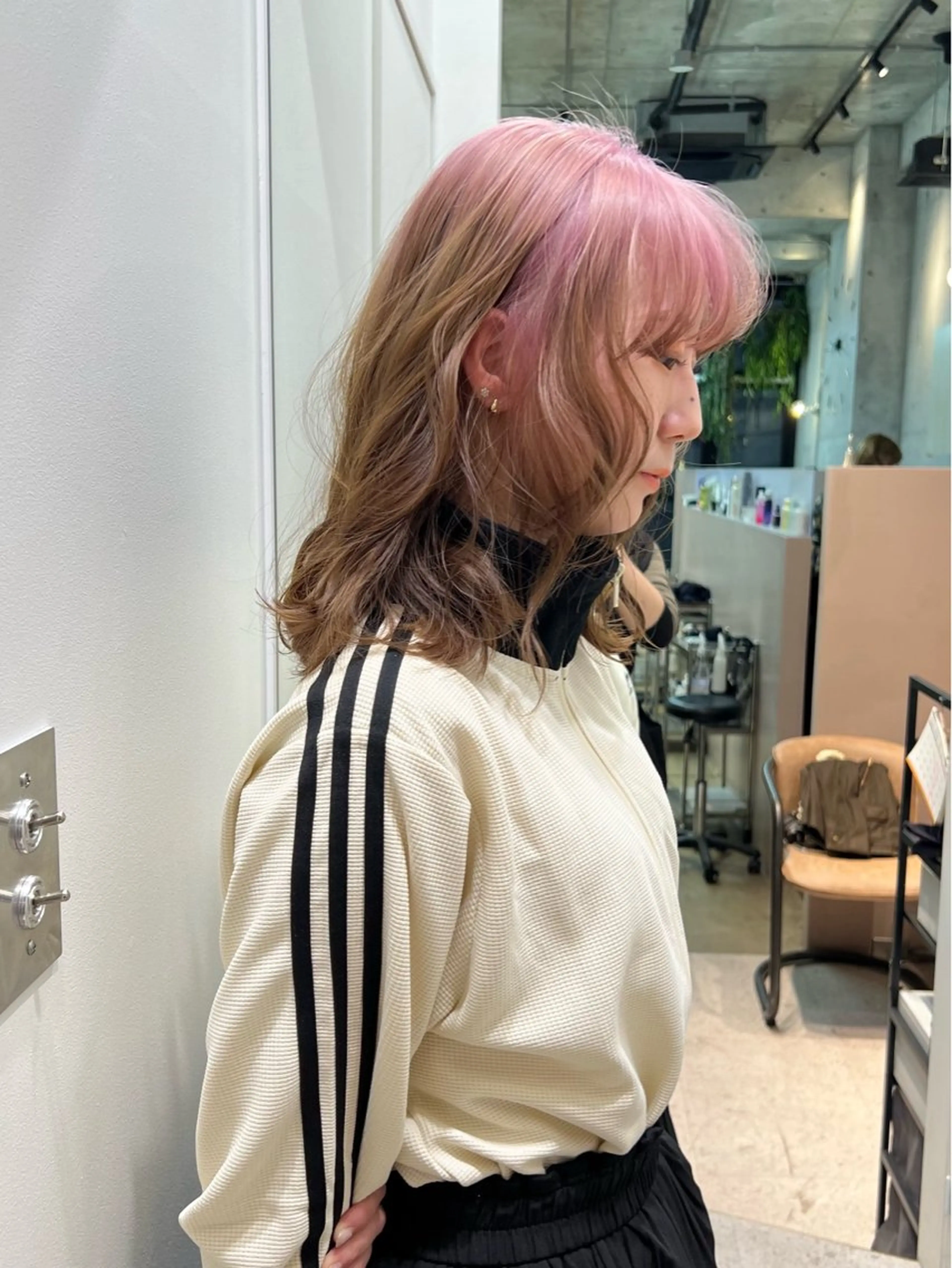 セミロング ヘアカラー カコ♡ ボブ ヘアアレンジのヘアスタイル