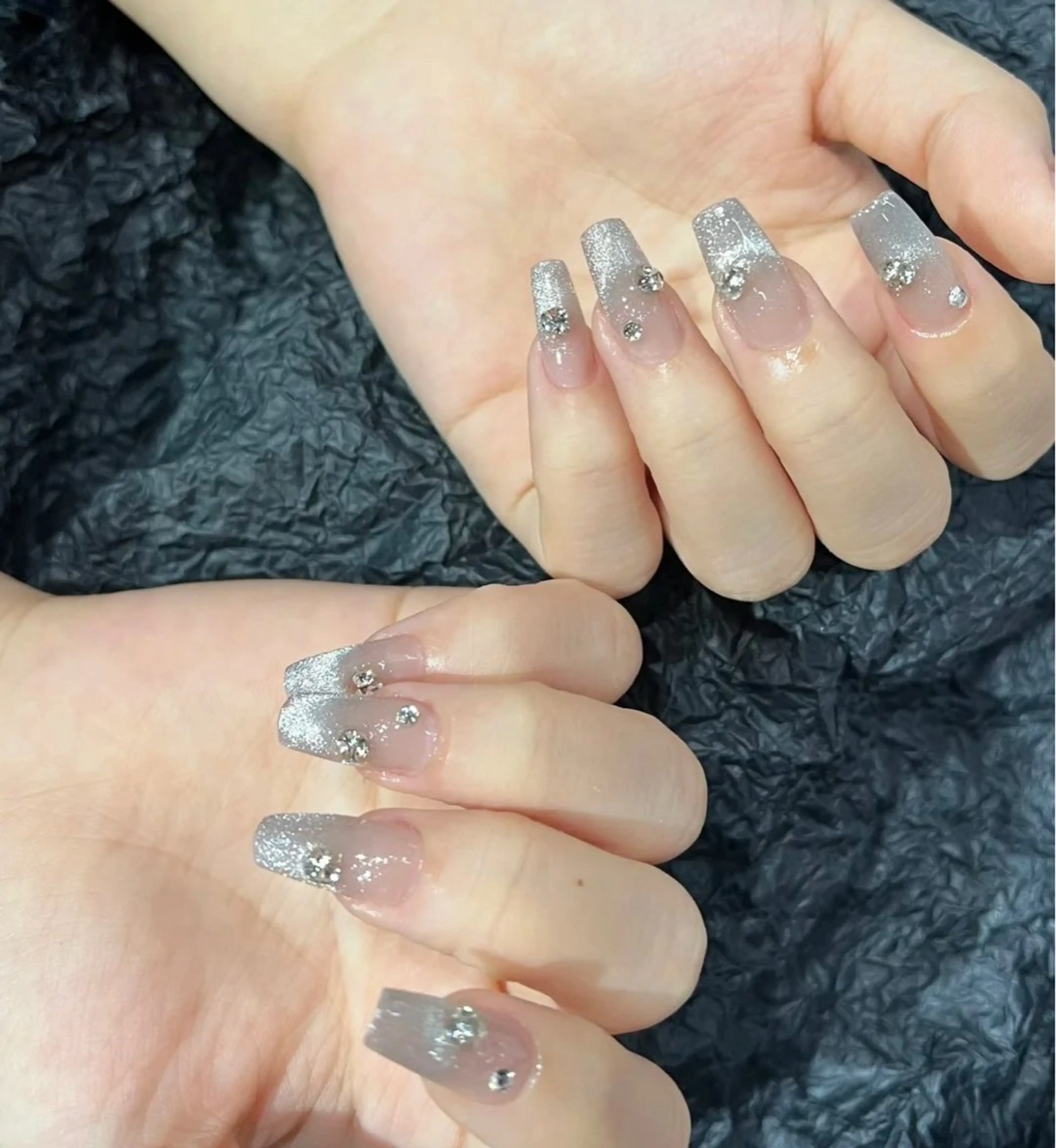 ネイル pink ladyサロン所属・べ にのネイルデザイン