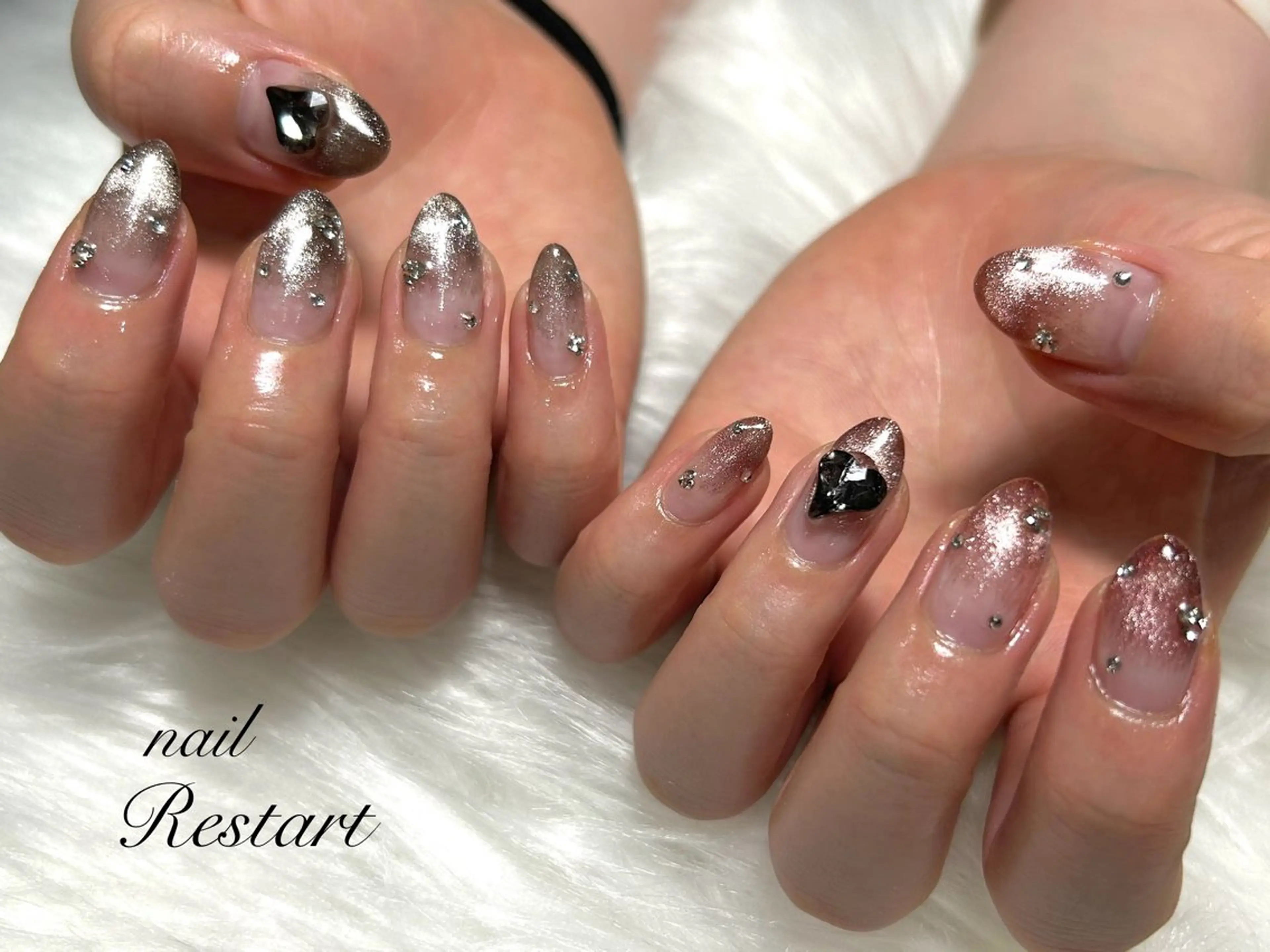 ミディアム ハンドネイル nail Restart所属・Restart YURIのネイルデザイン