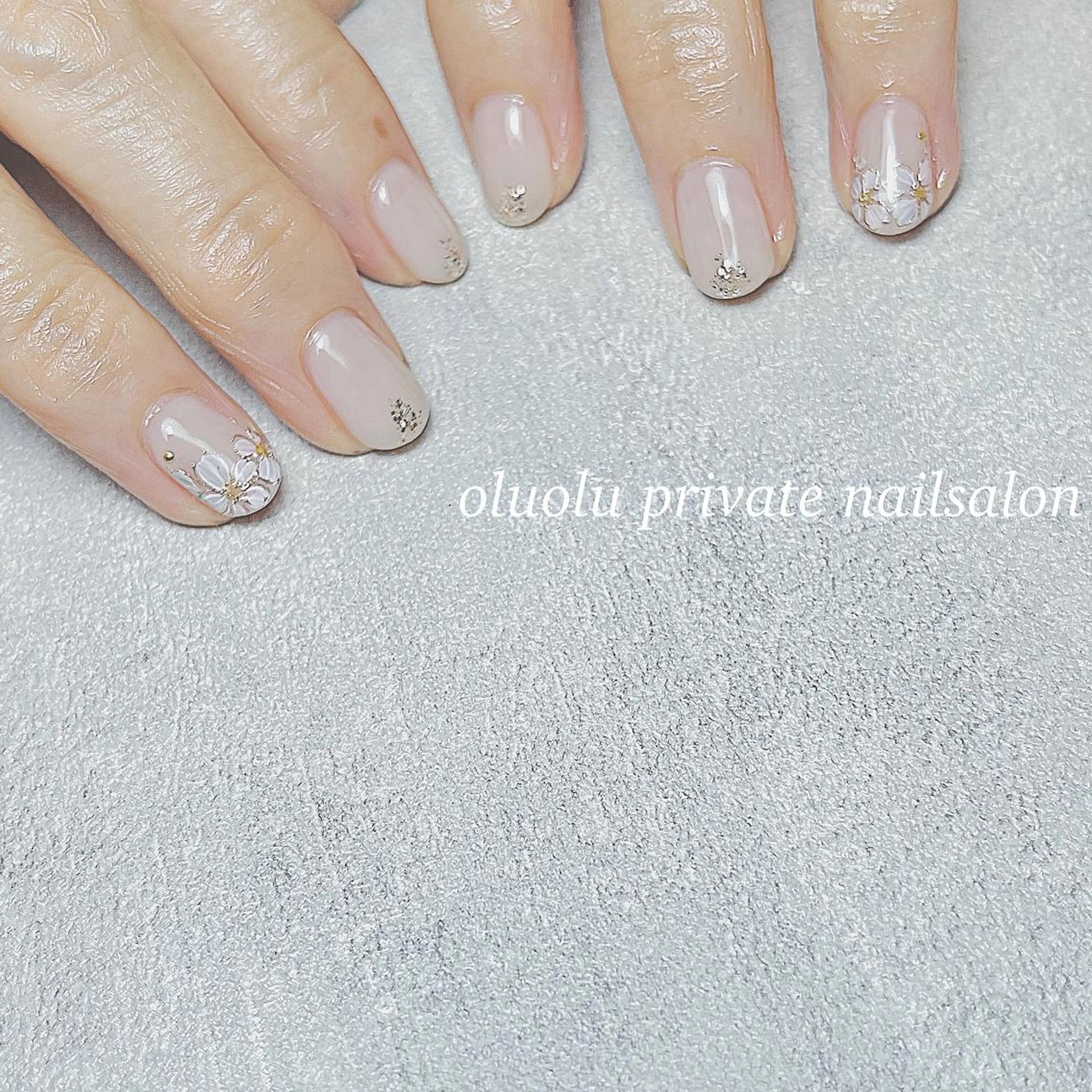 ネイル アートネイル フラワーネイル フットネイル フレンチネイル ジェルネイル ハンドネイル 大村 紬華のネイルデザイン