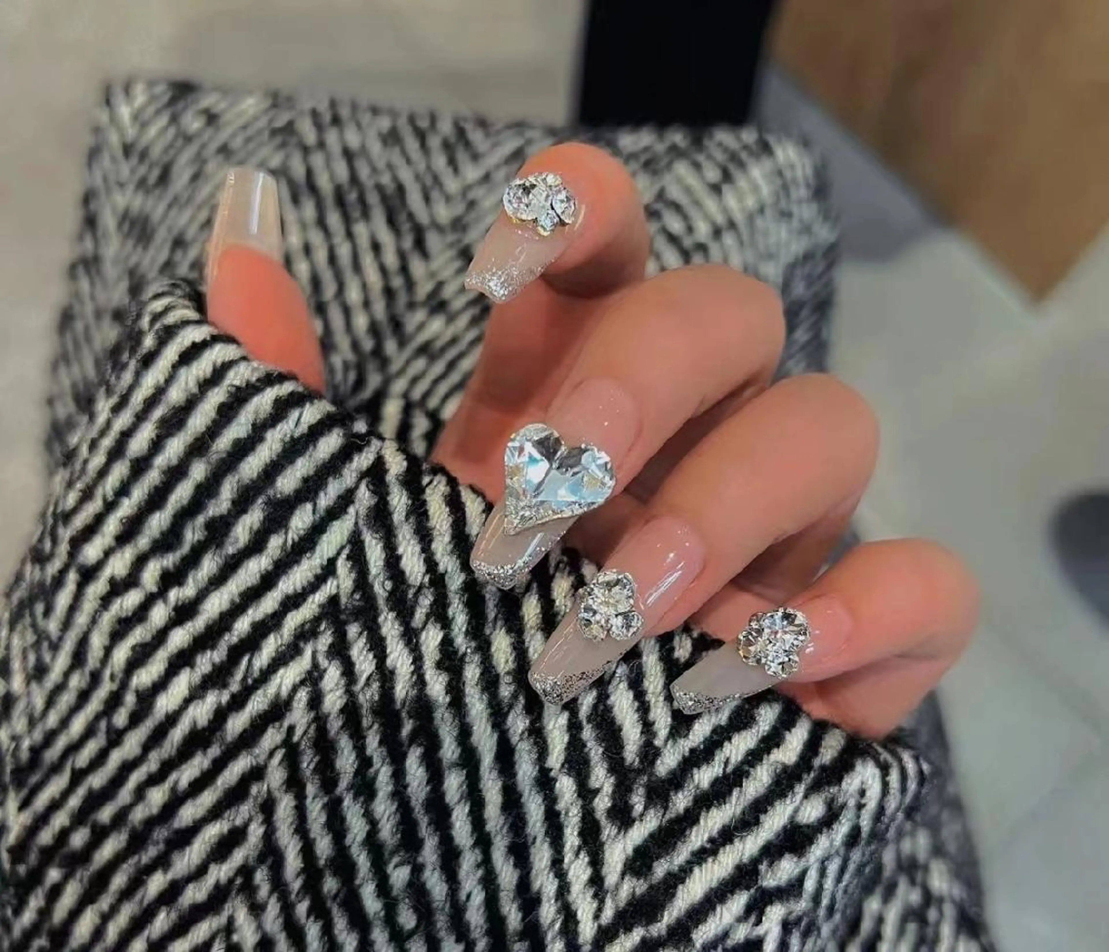 ネイル THE ONE栄店所属・Theone栄店 川原のネイルデザイン