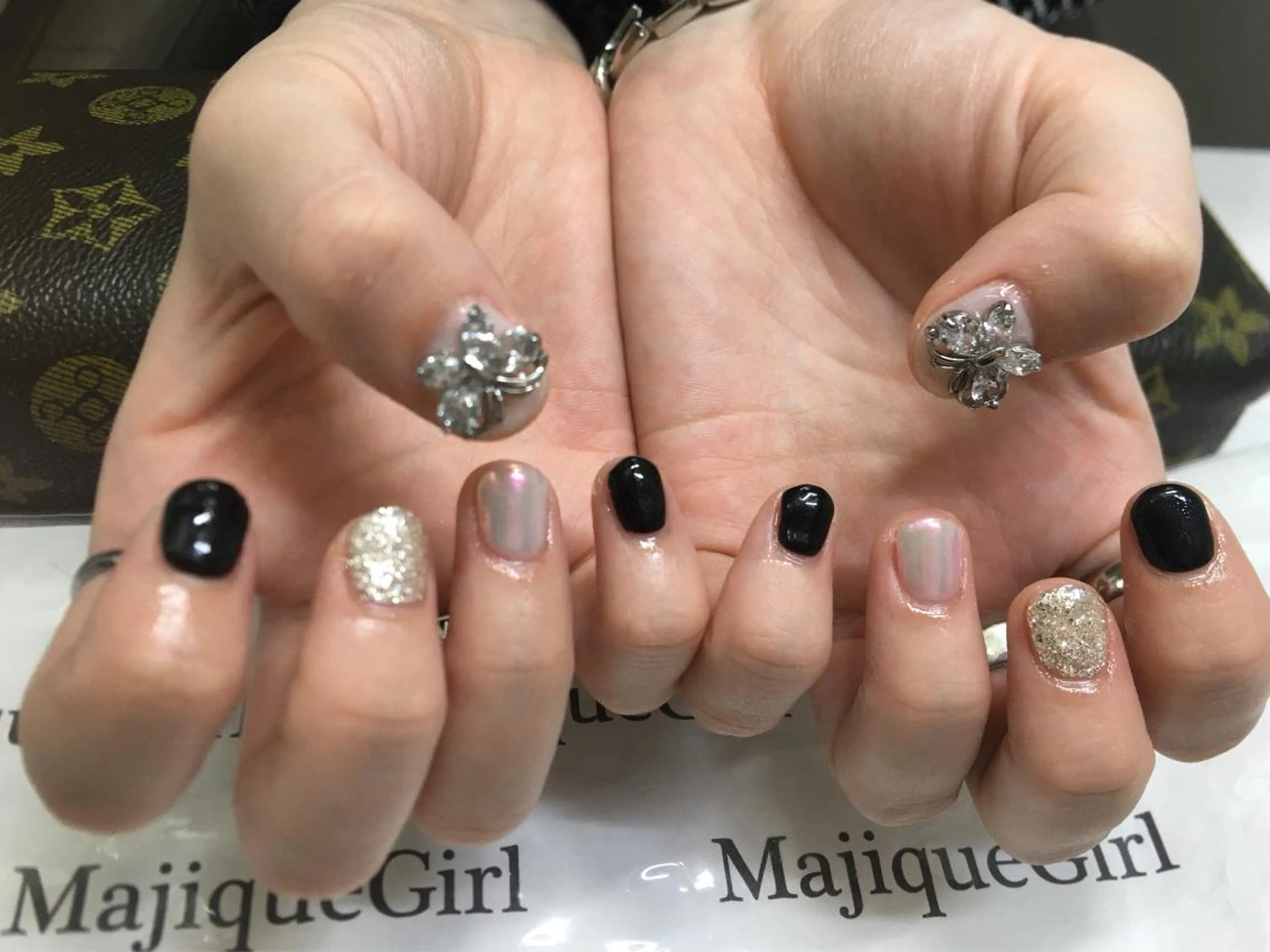 ネイル アートネイル オーロラネイル 成人式 ドット フラワーネイル 🌸Nail&Eye KAKU🌸のネイルデザイン
