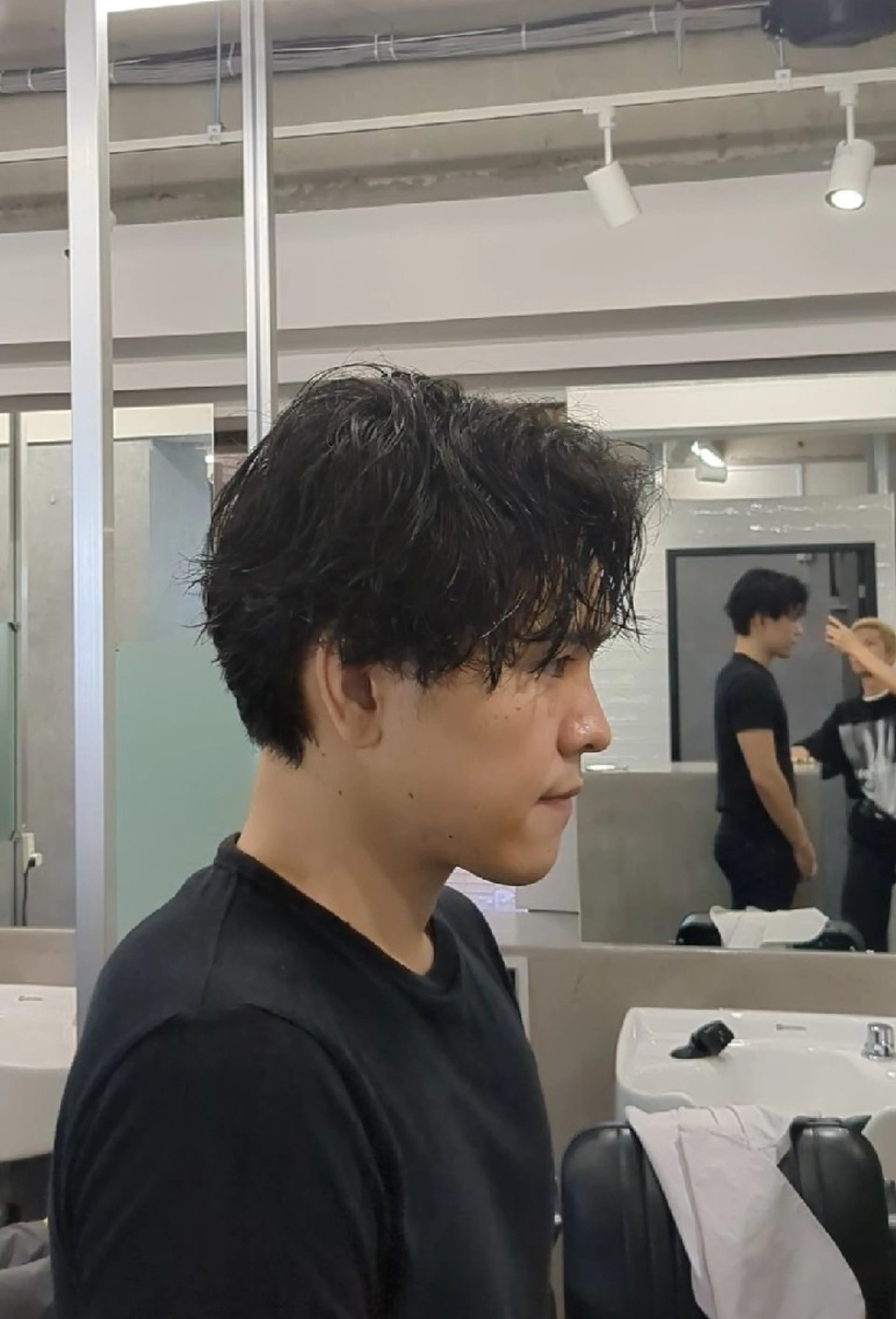 ミディアム パーマ メンズ 刈り上げ メンズカット HARUMUのヘアスタイル