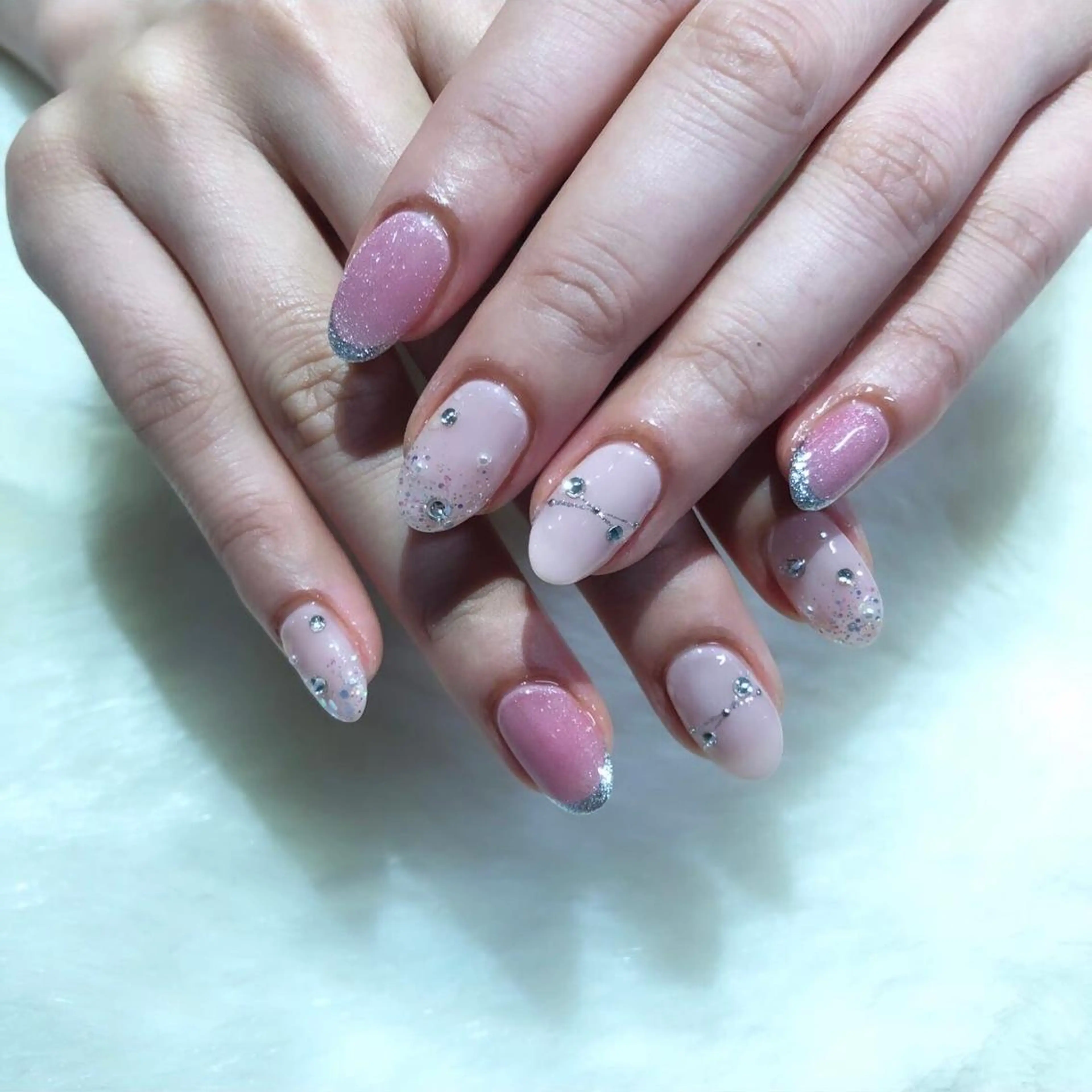 ネイル ハンドネイル フットネイル ハンドケア Nes.Nail所属・Miyagi Asamiのネイルデザイン