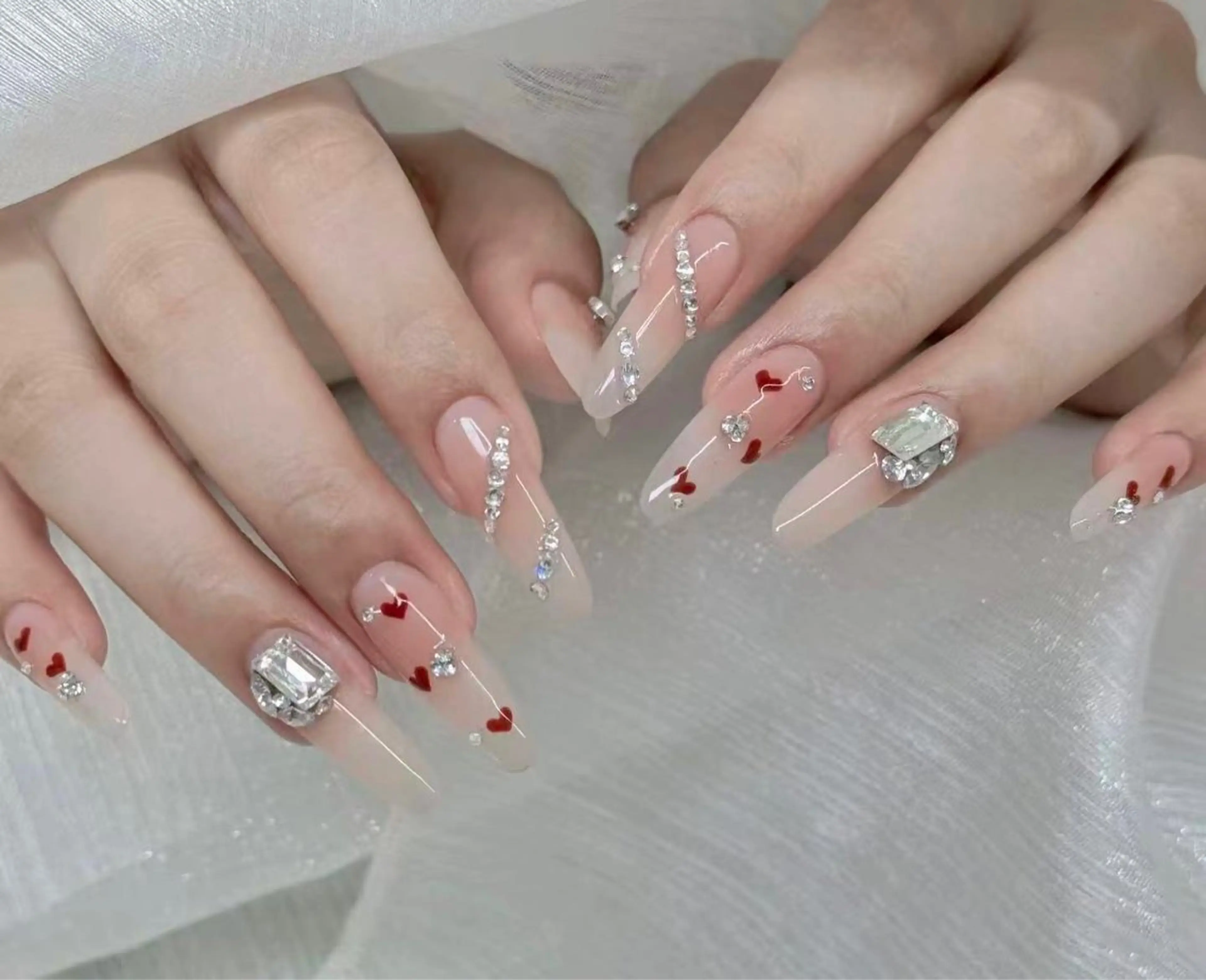 ネイル Mio AmorBeautyのネイルデザイン