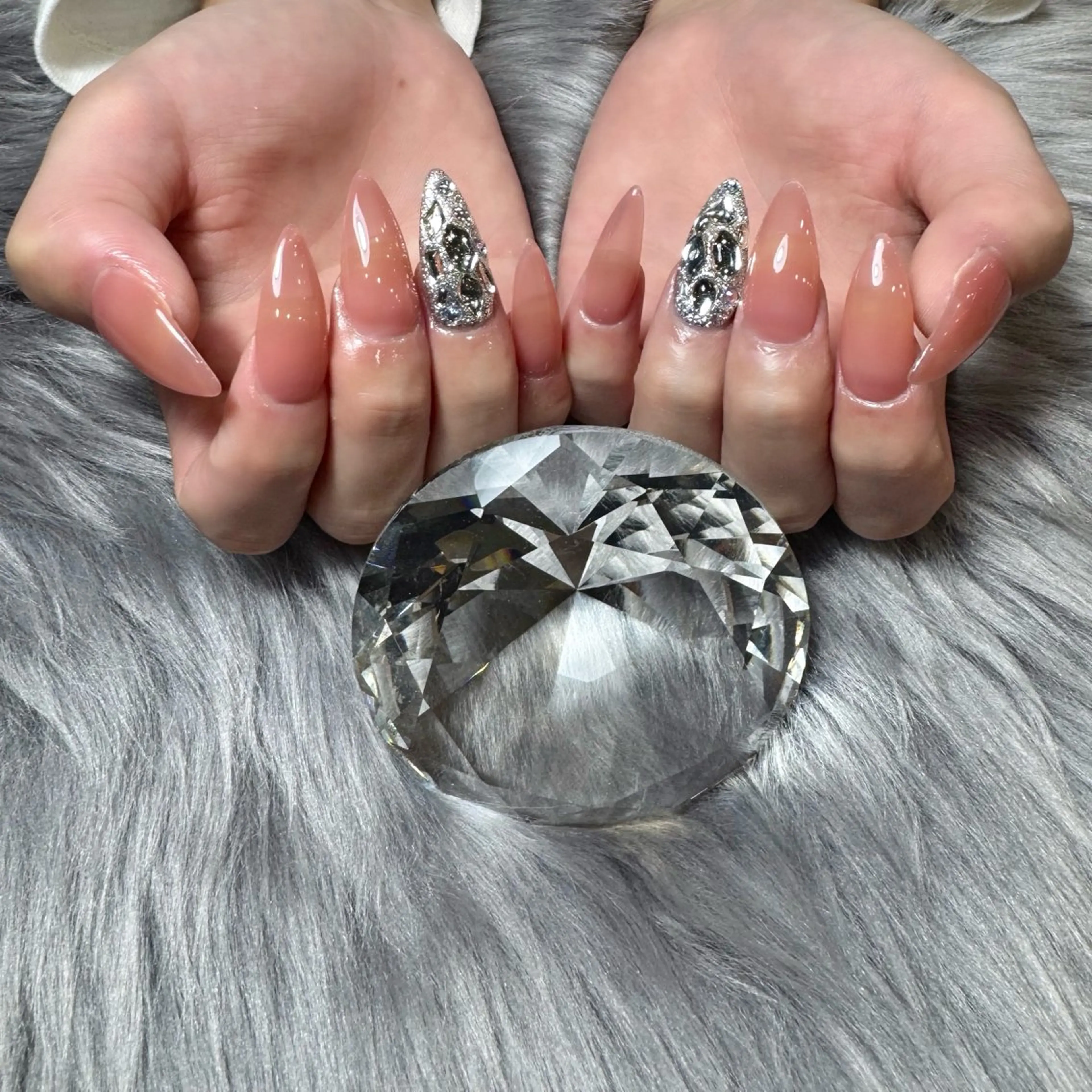 ネイル ハンドネイル ドリスネイルサロン所属・Doris Nail Salonのネイルデザイン