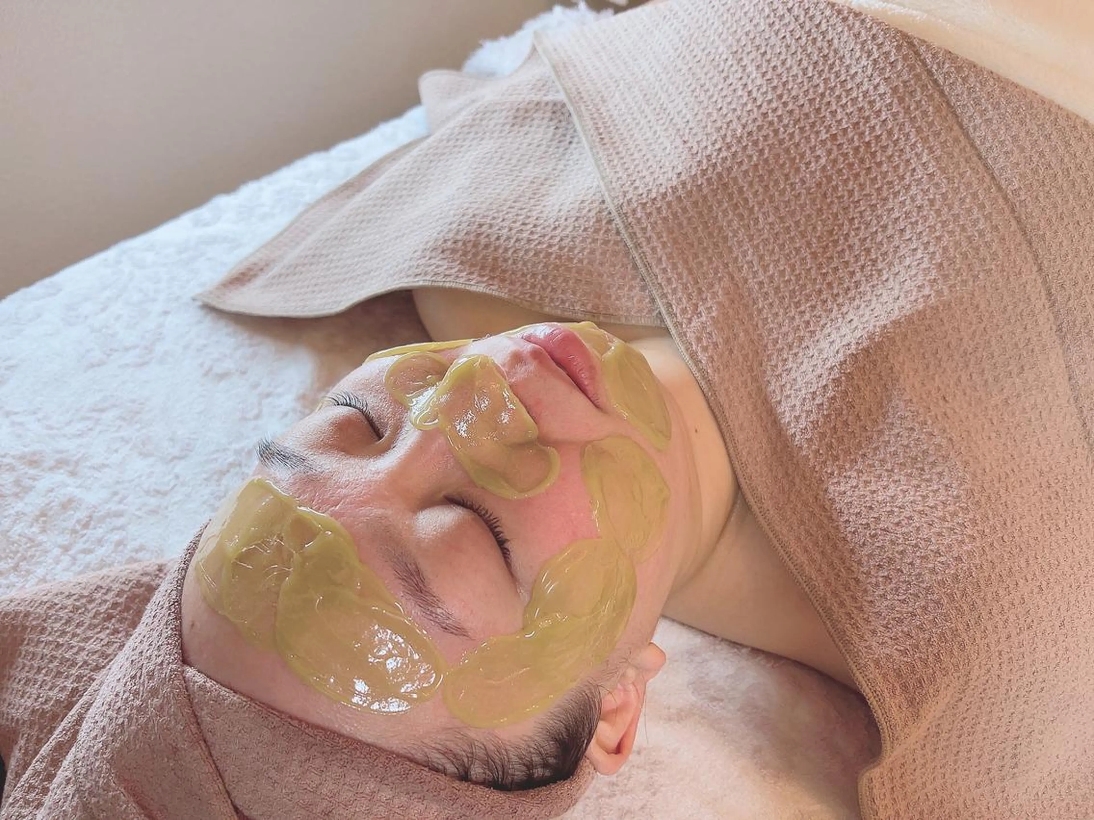 アイブロウ 眉毛ワックス脱毛 エステ リラク Honey Salonのマツエク・マツパデザイン