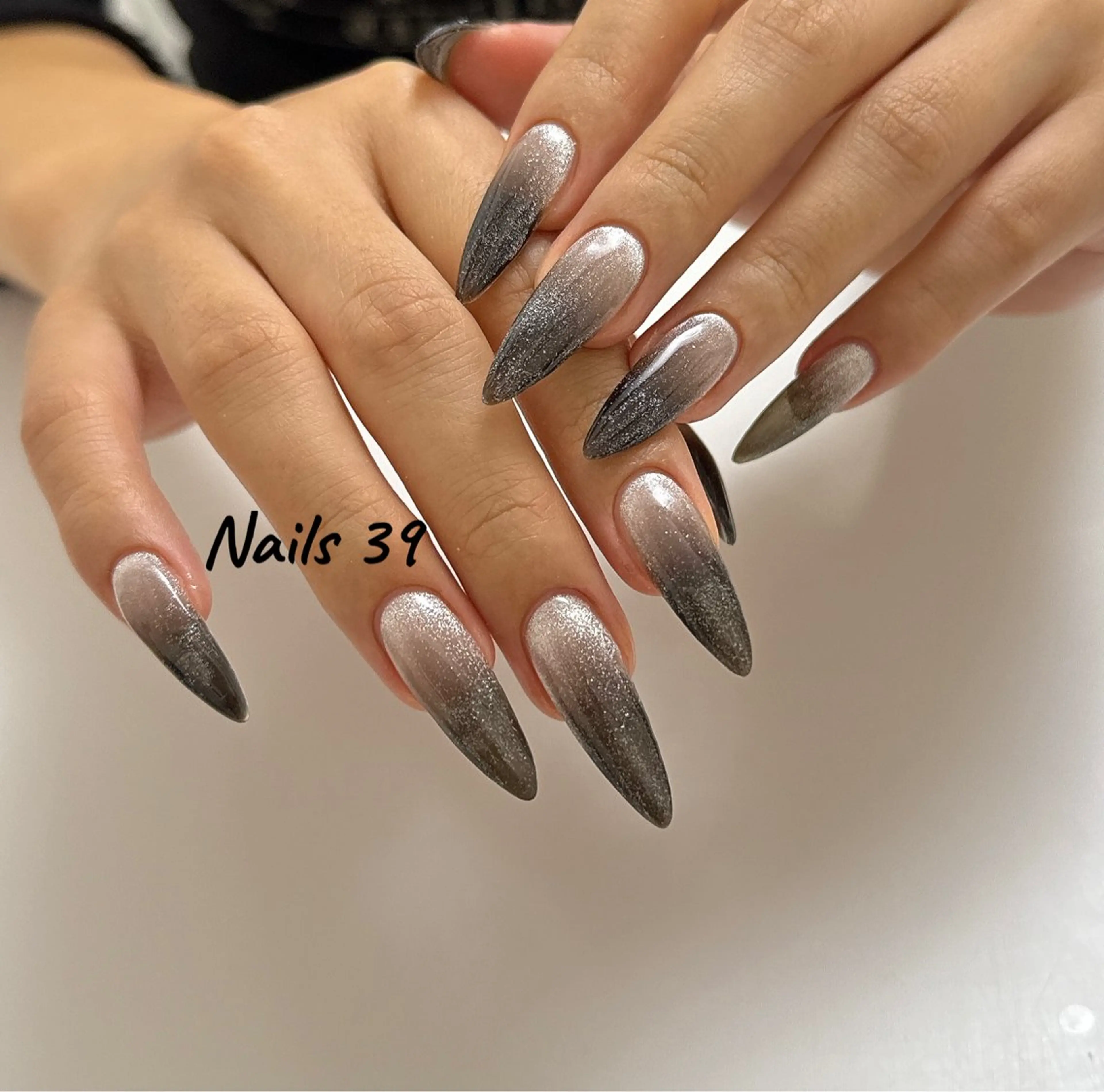 ネイル Nails 39のネイルデザイン