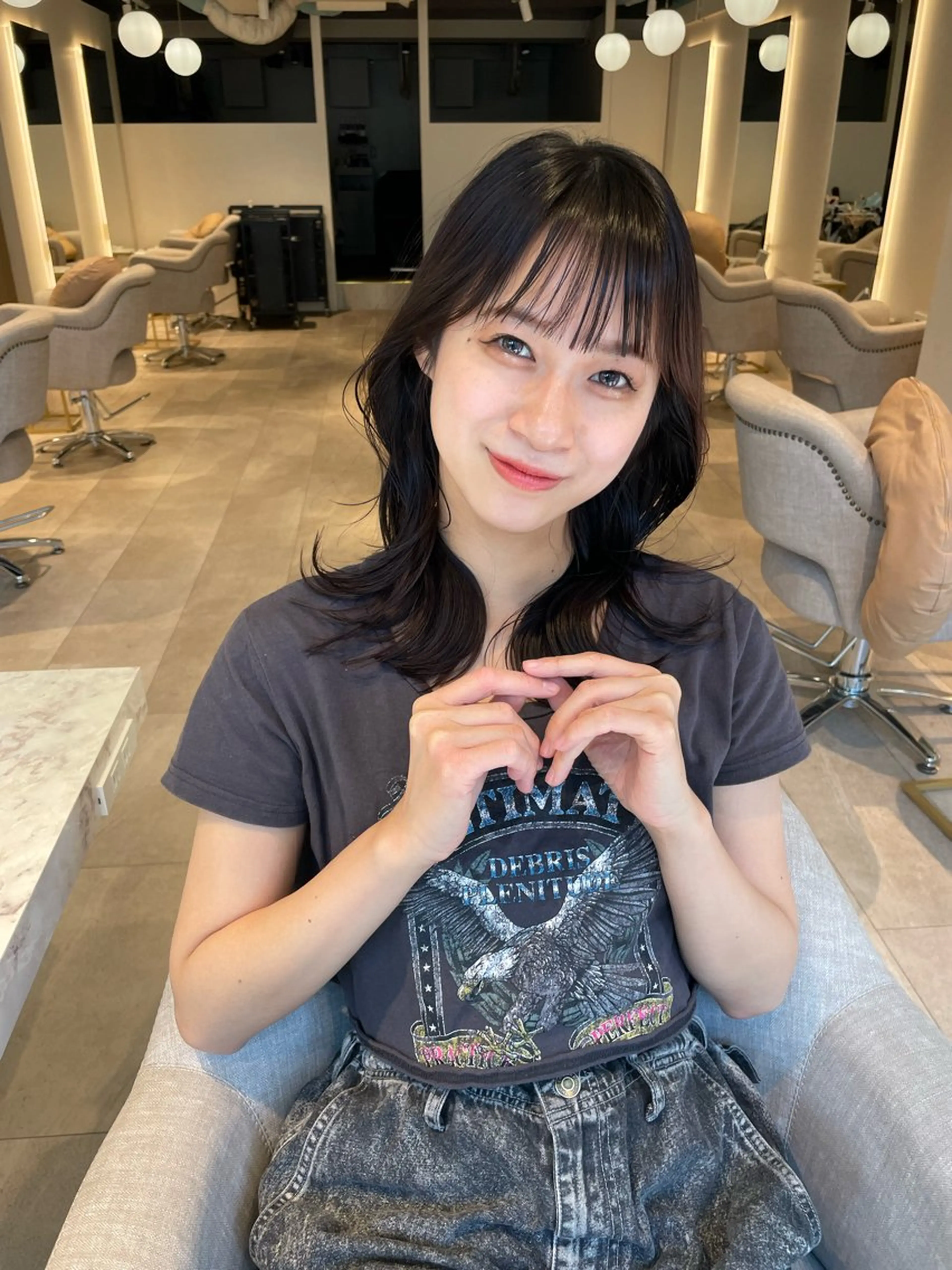 セミロング 根本 彩永のヘアスタイル