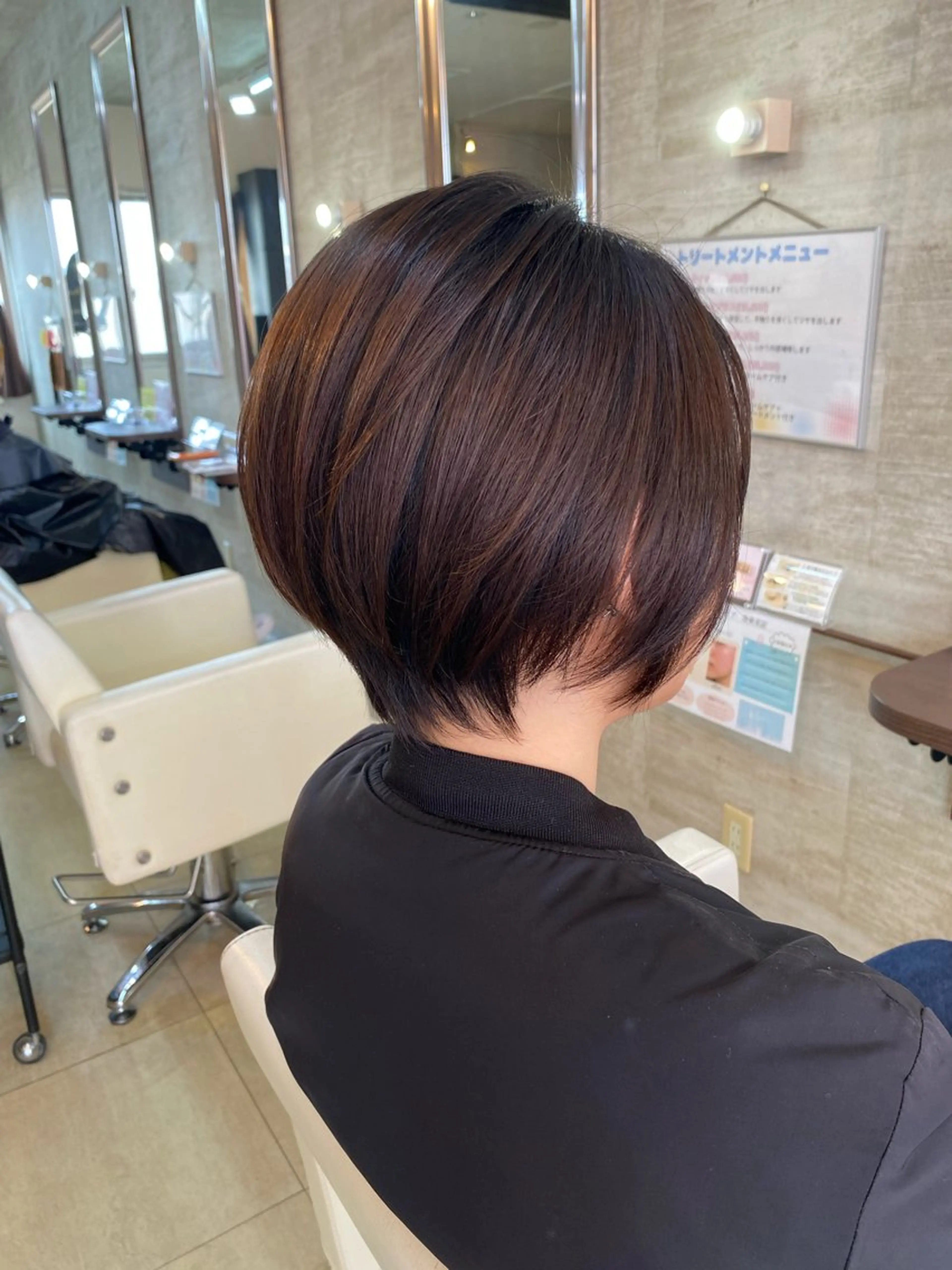 カット(肩より短いスタイル限定)の写真