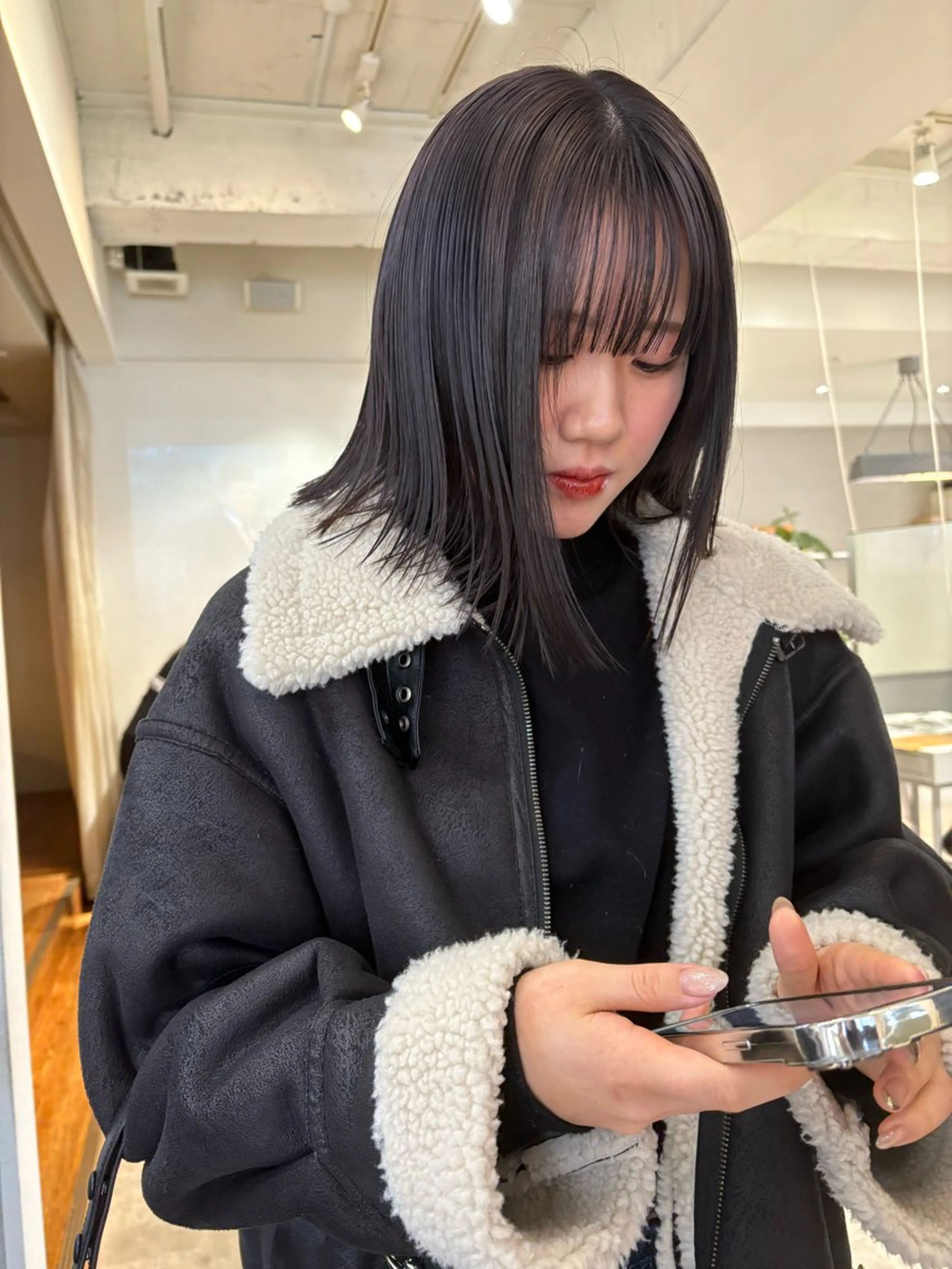 ミディアム カラー ヘアカラー SIKI yuuna モテ韓国ヘア☁️のヘアスタイル