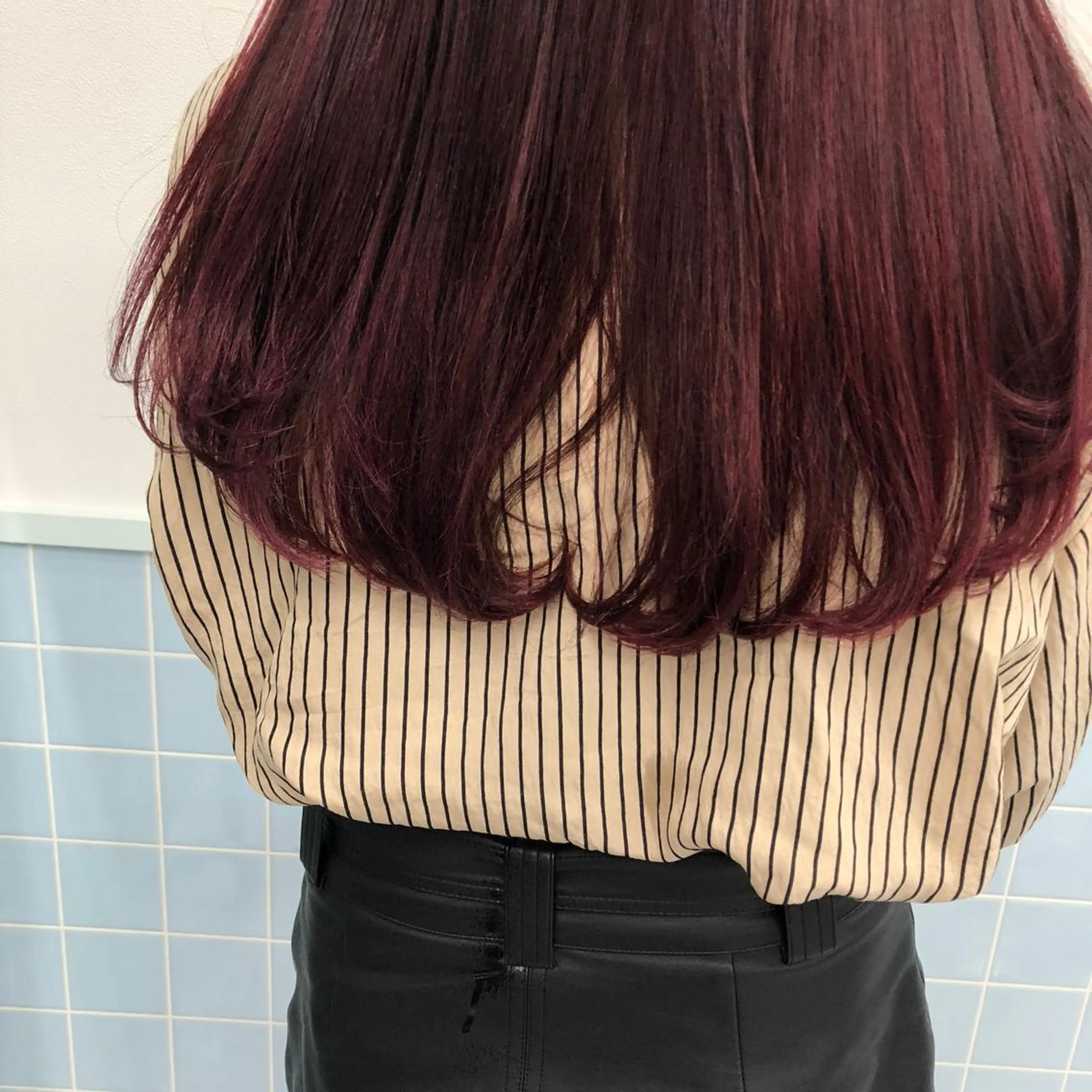 ロング カラー ピンクカラー レッドカラー カット ヘアカラー トリートメント mizuki  韓国 ヘア/髪質改善のヘアスタイル