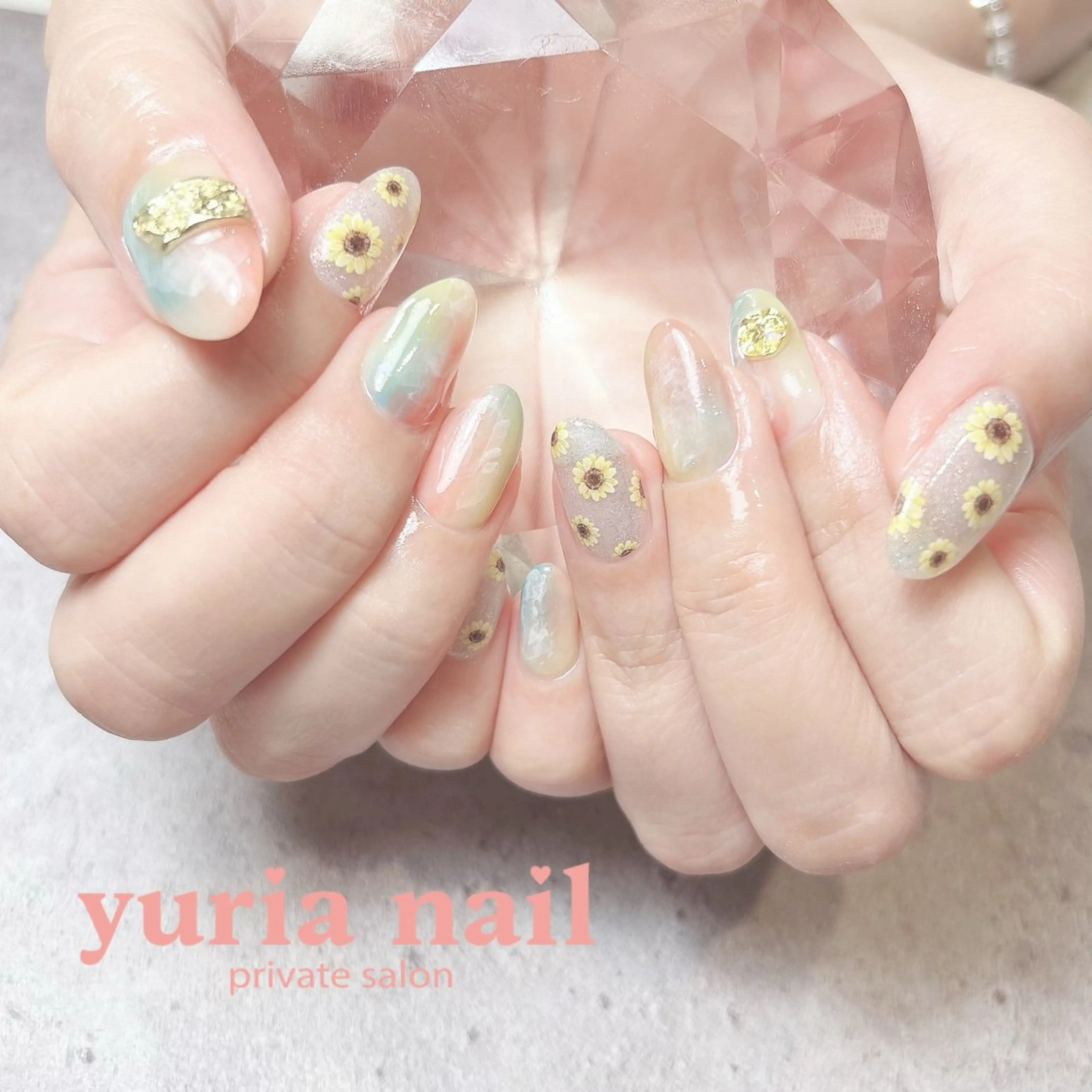 ネイル ジェルネイル ハンドネイル 小林 ゆりあのネイルデザイン