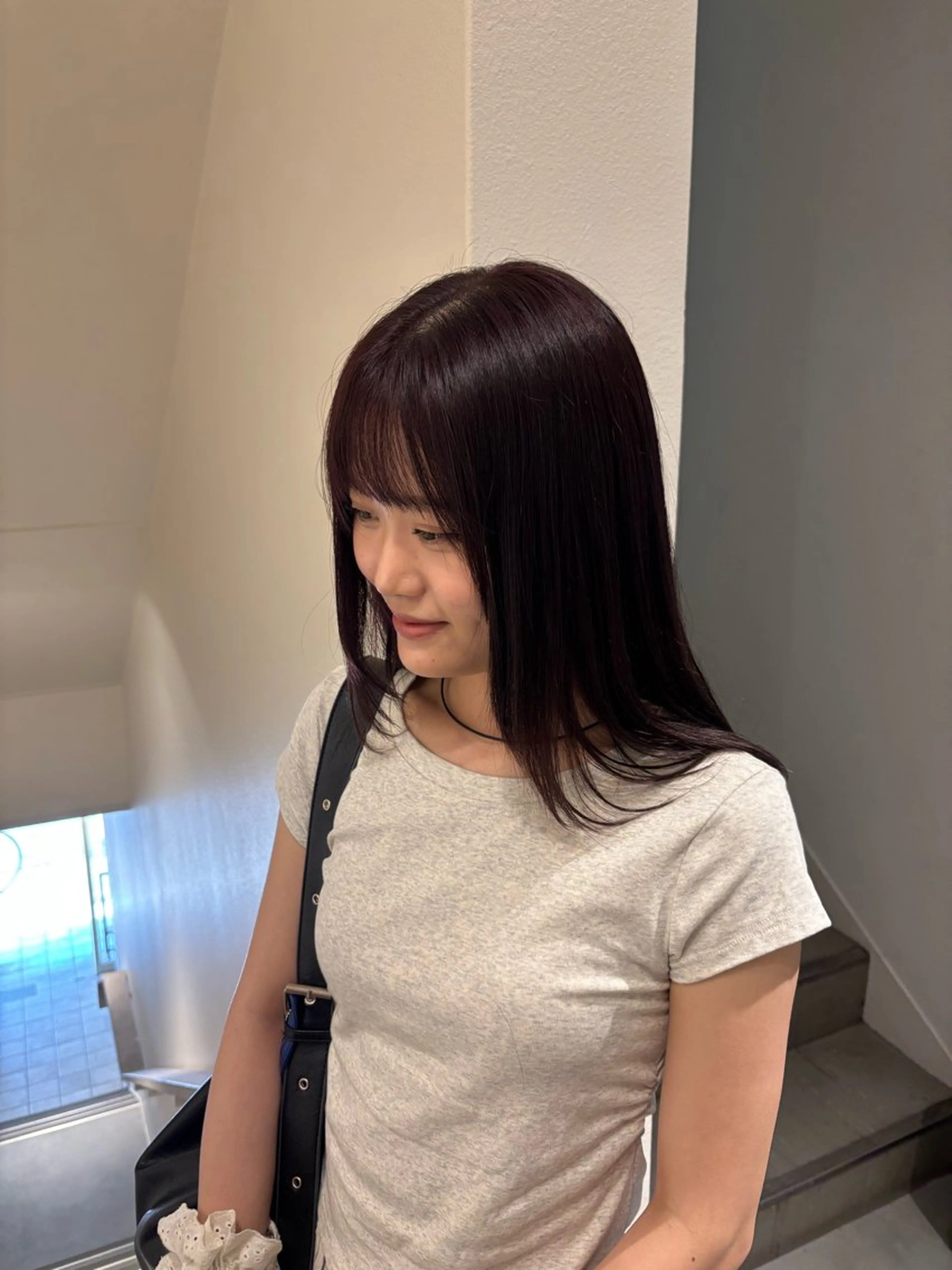 セミロング カラー 透明感カラー 上條 響子のヘアスタイル