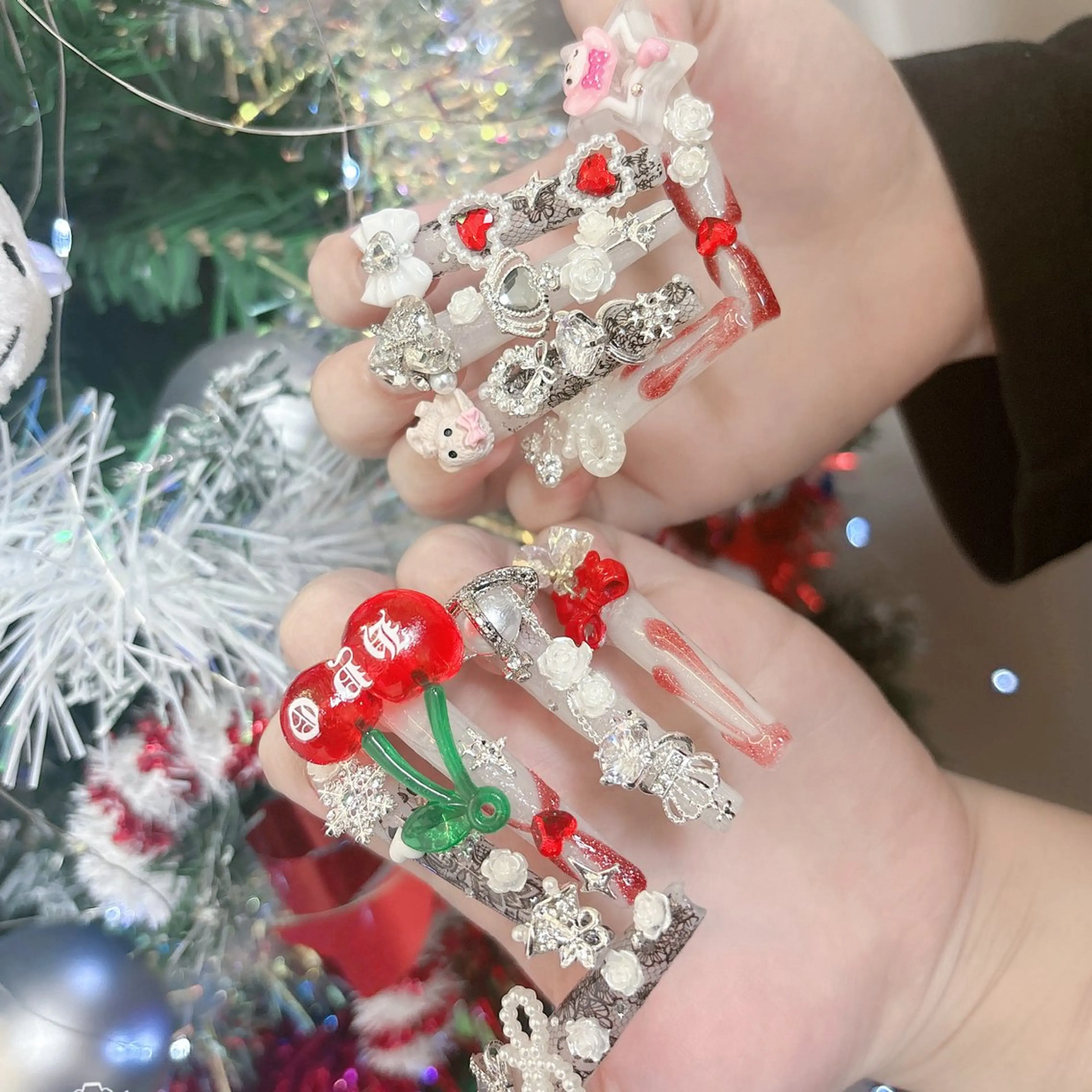 ネイル 成人式 ジェルネイル ロングネイル マグネットネイル ミディアムネイル ハンドネイル Momoa nail salon所属・MoMoA Nail ネイル長さ出し専門店のネイルデザイン