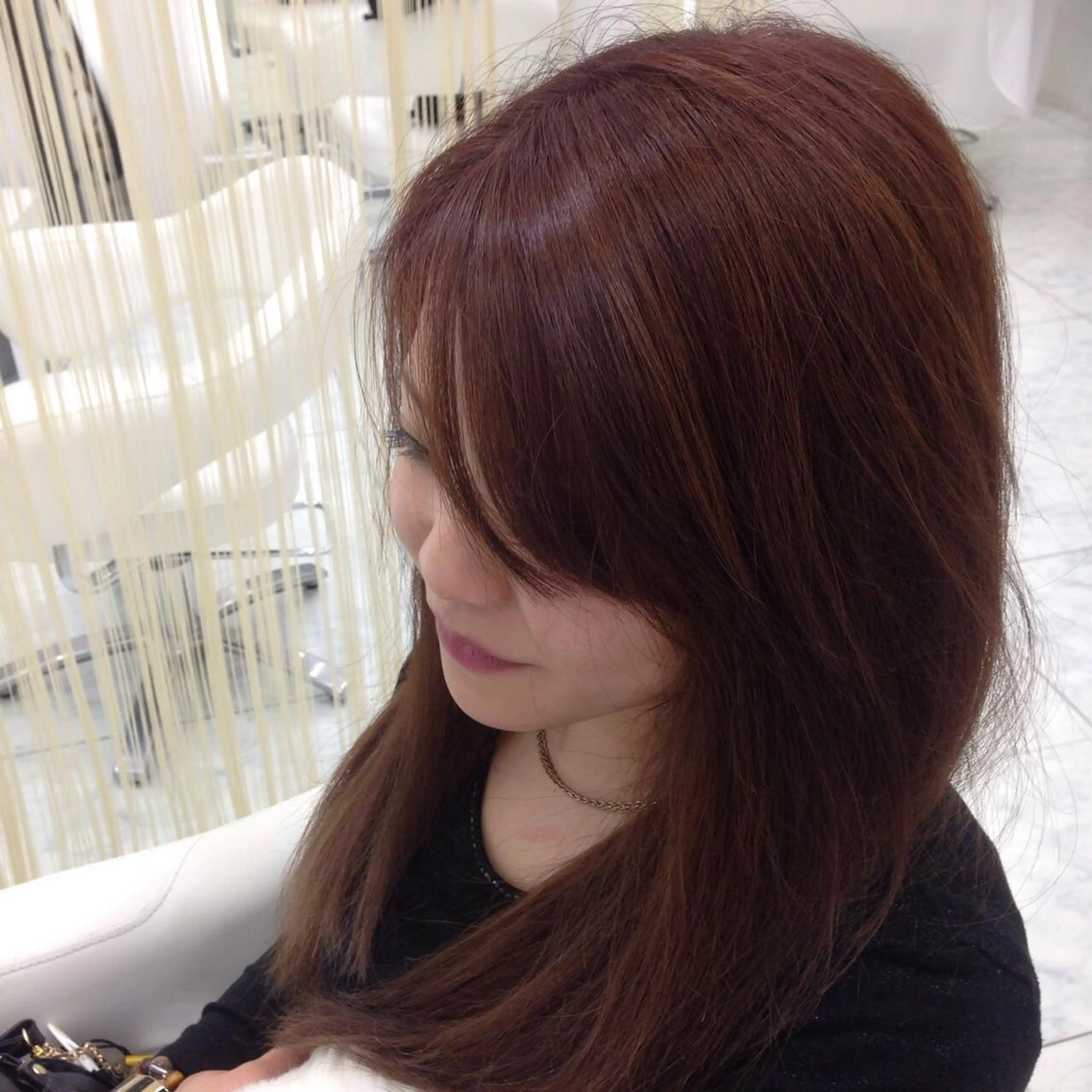 ロング カラー レッドカラー 佐藤 祥太のヘアスタイル