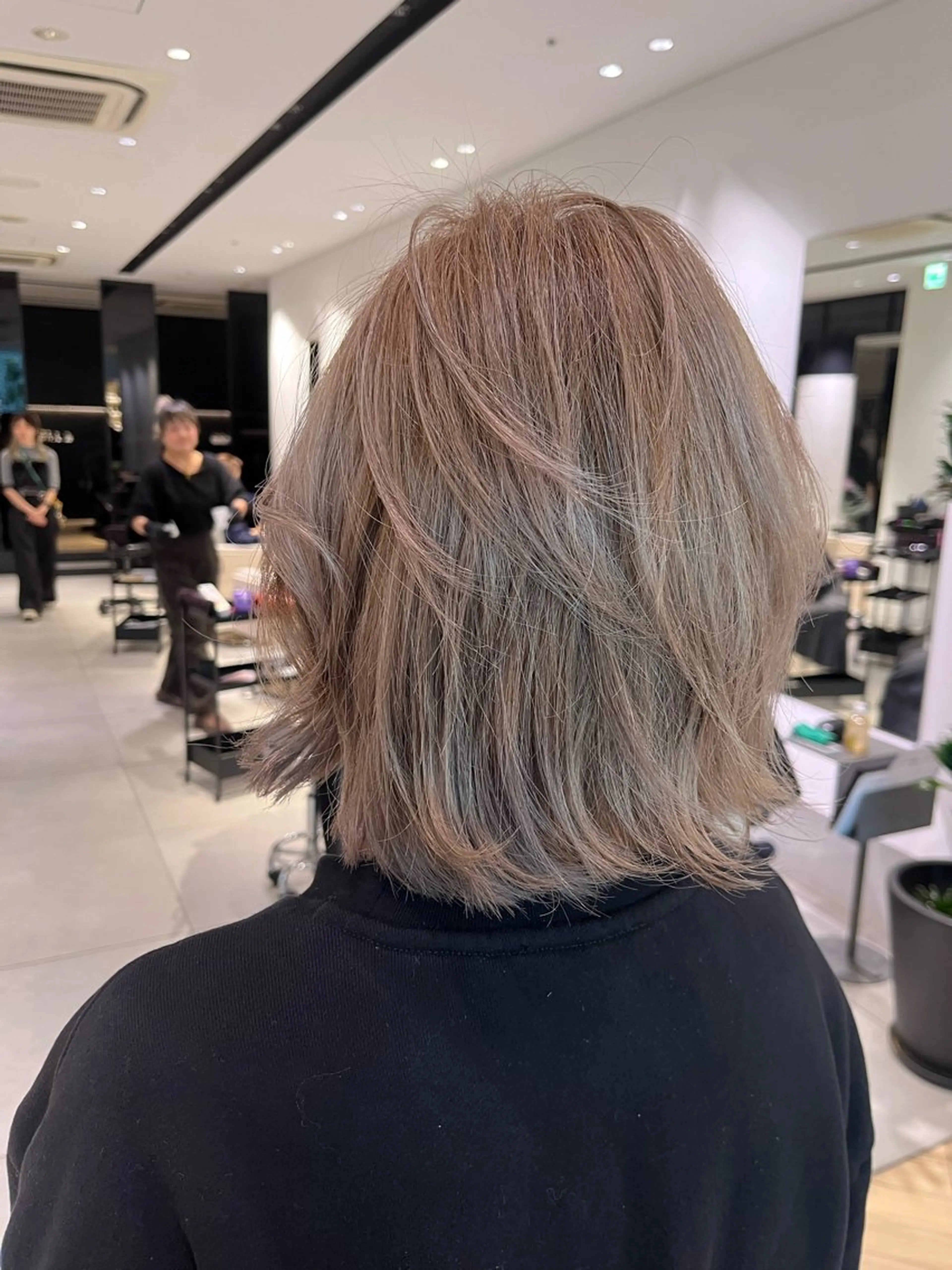 ミディアム カラー ヘアアレンジ stair:case所属・🫧髪質改善 ブリー チNo.1🫧油谷樹のヘアスタイル