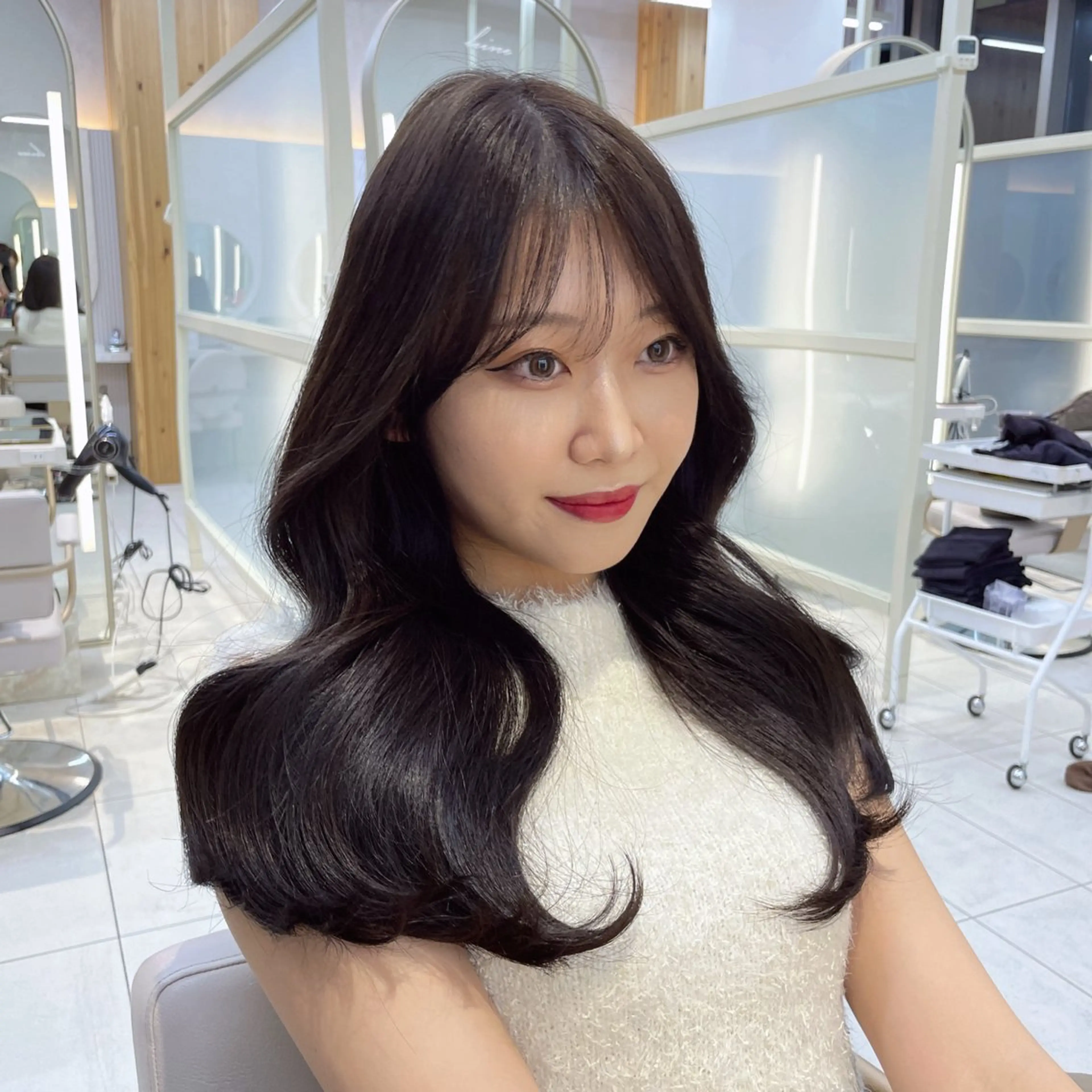 セミロング カット 顔周り特化/ 韓国ヘア/TAKUのヘアスタイル