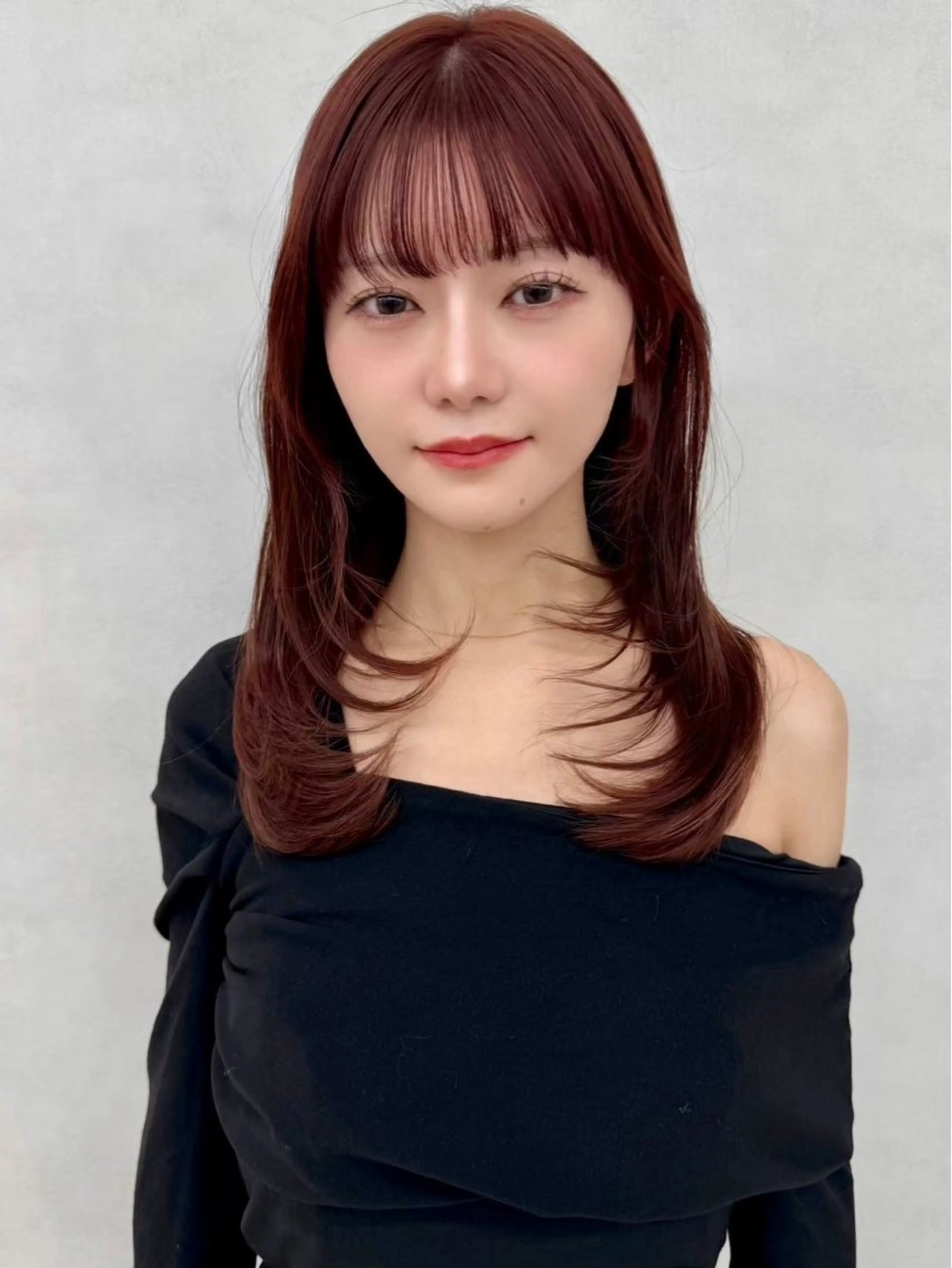 セミロング レイヤーカット シースルーバング ヘアカラー 🇰🇷韓国ヘア🤍 副店長/栗田のヘアスタイル