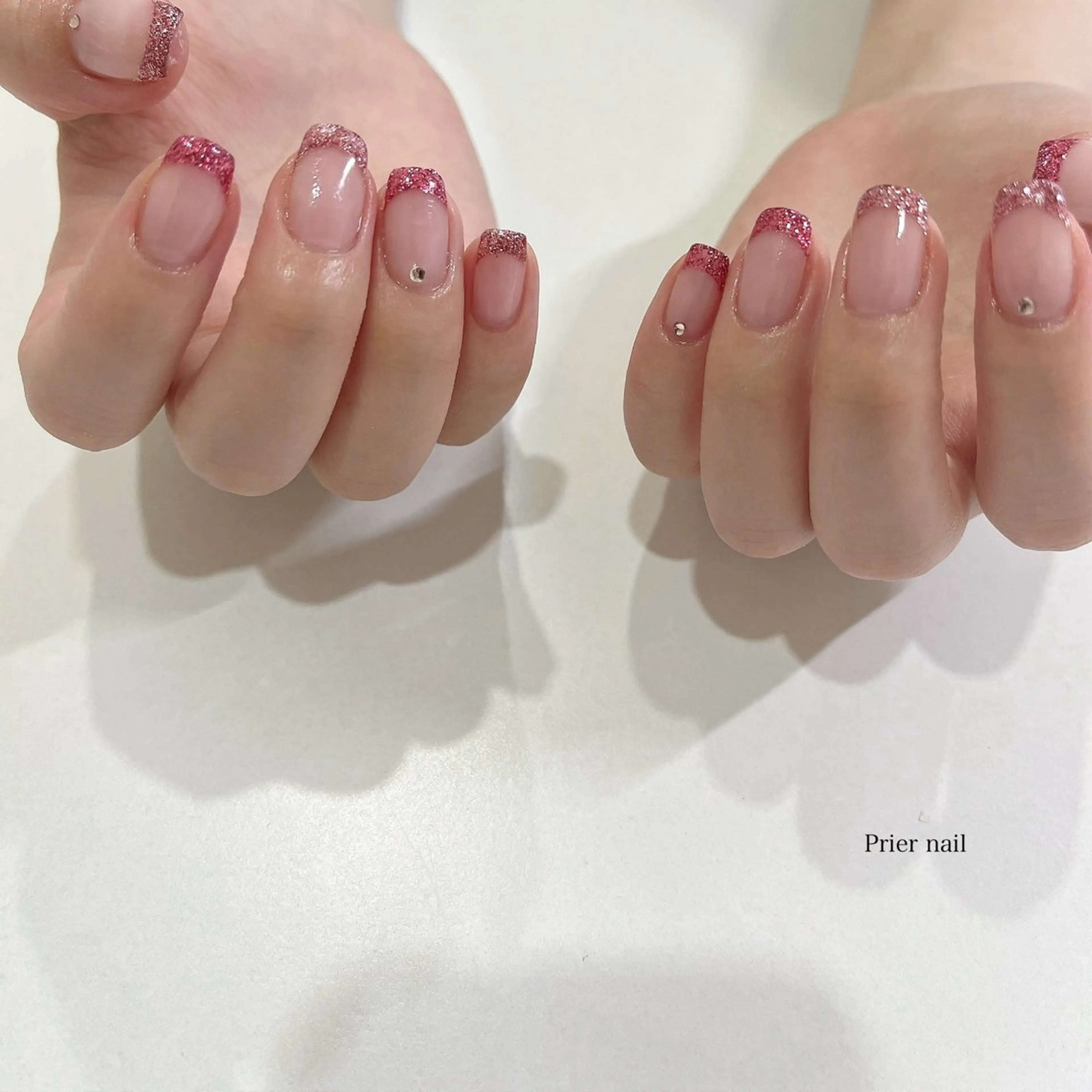 ネイル フレンチネイル ラメ(グリッター) シンプルネイル Prier×Kew hair所属・Prier nailのネイルデザイン