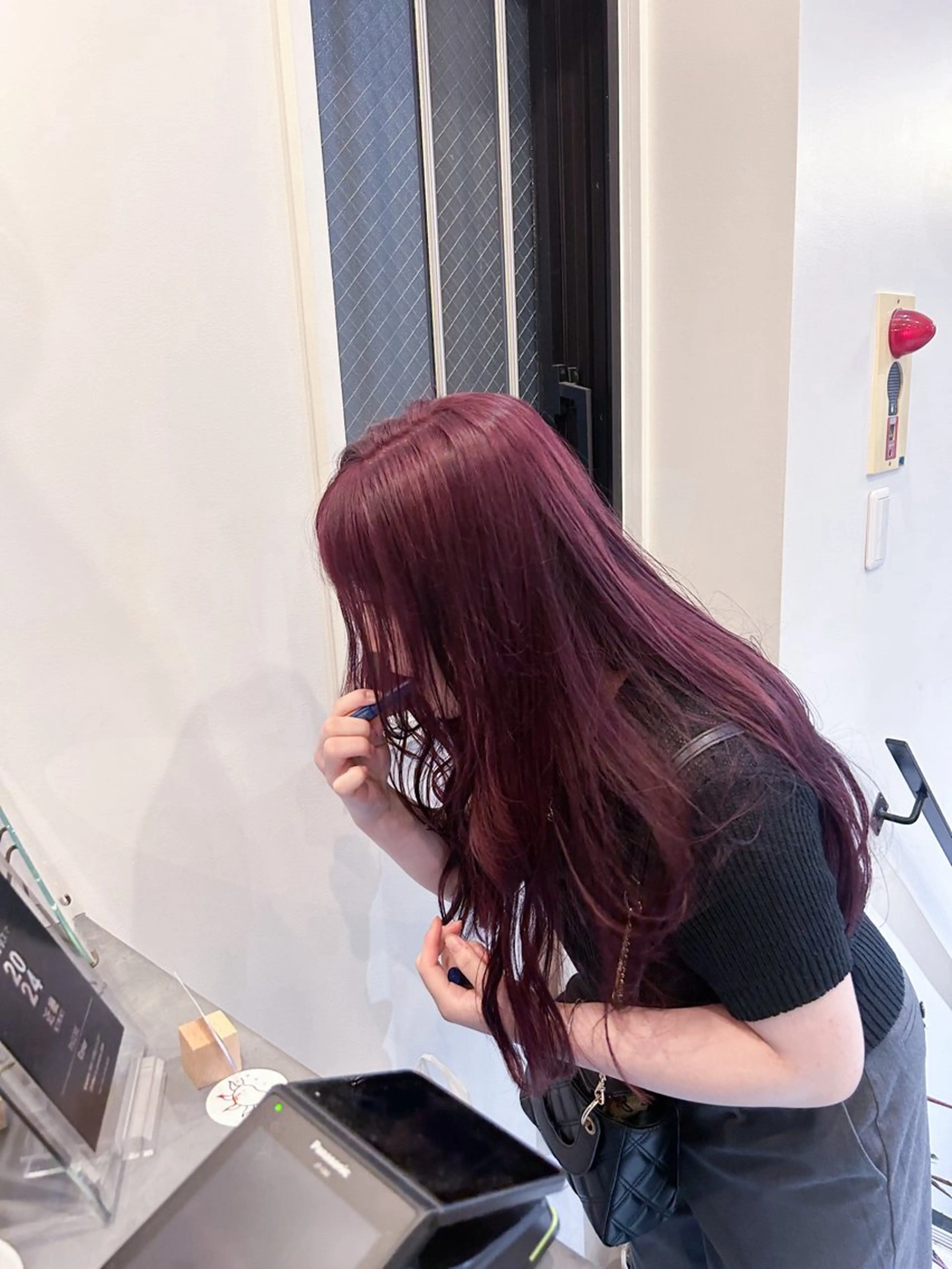 ロング ヘアカラー 透明感カラー/ 顔周りカット🎀メイのヘアスタイル